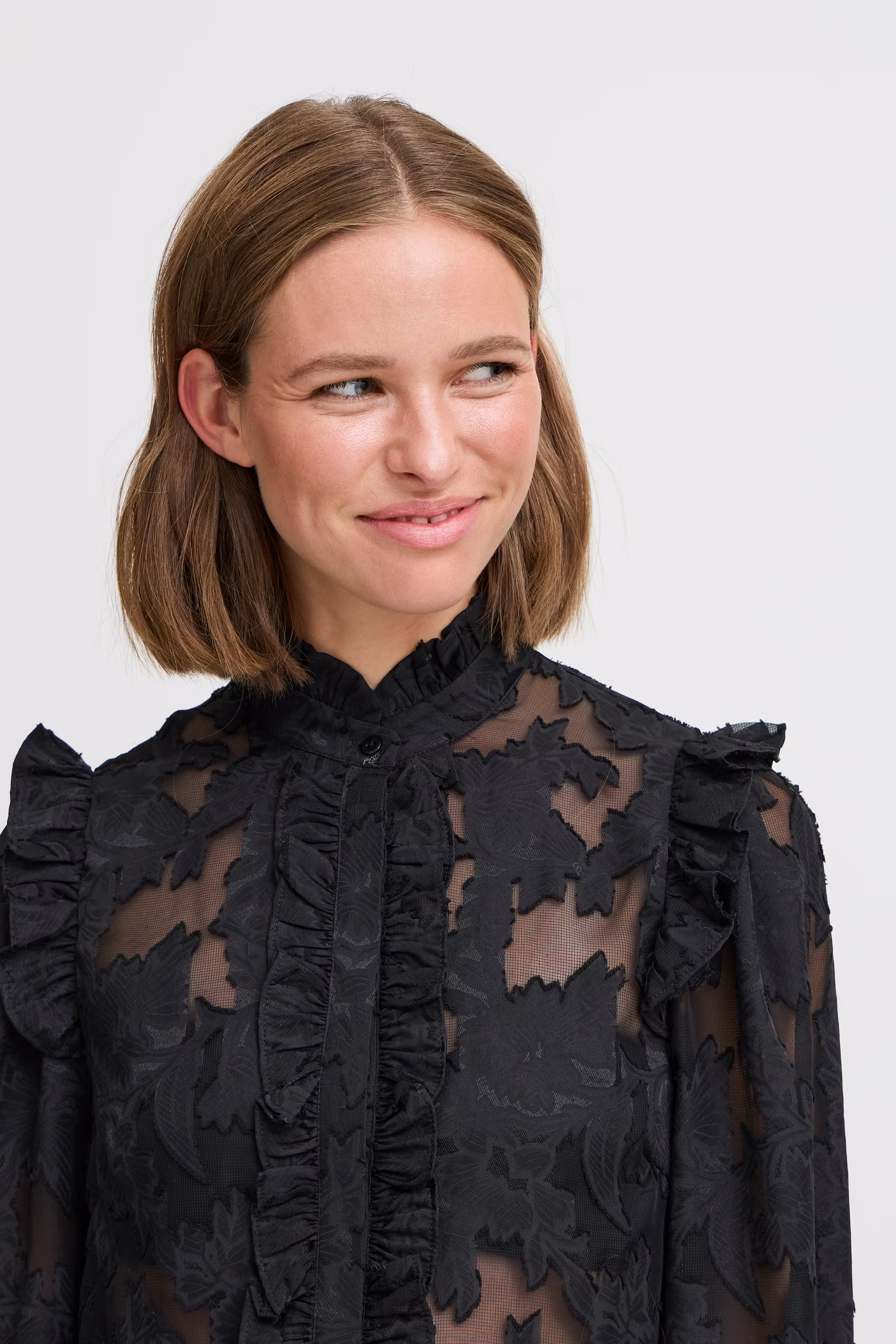 BYIFLOR Skjorte LOOKBOOK DETAIL 20815373-200451