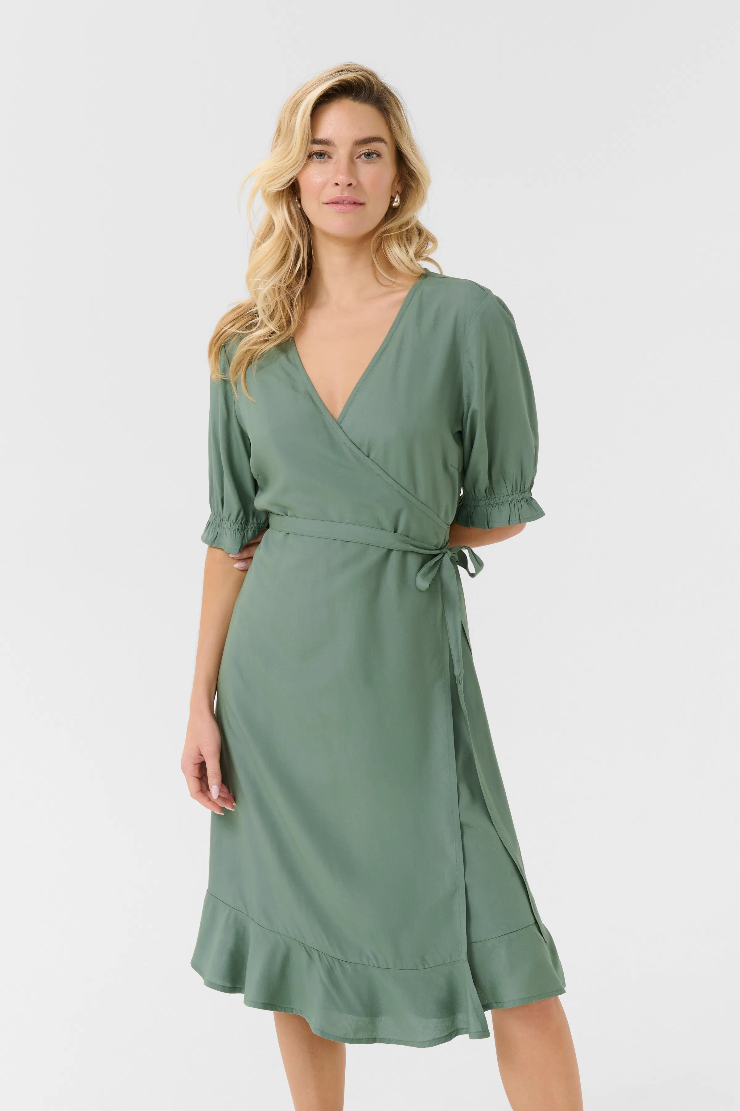 CRTiah Klänning LOOKBOOK FRONT 10613380-176009