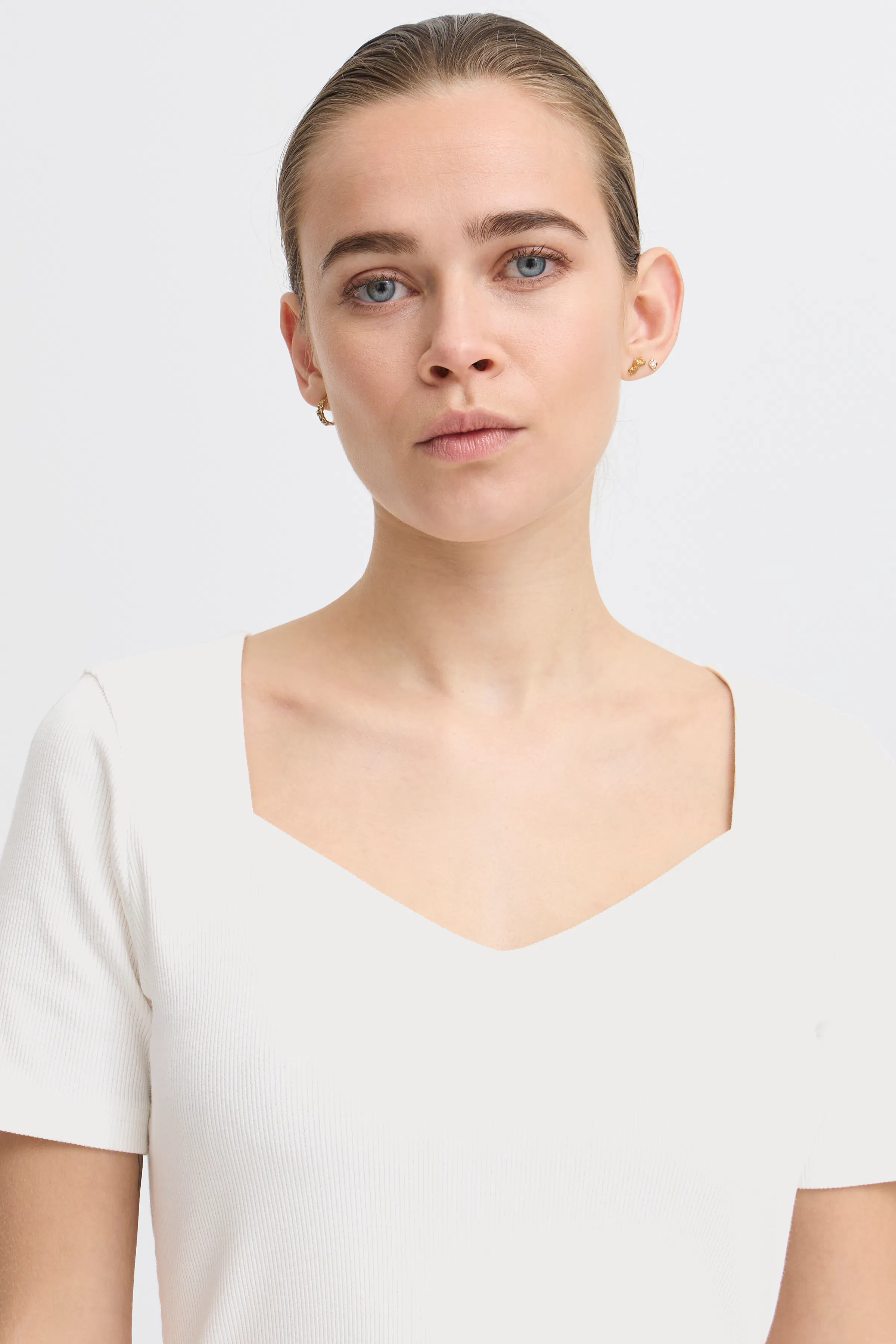 IHORETA T-shirt LOOKBOOK DETAIL 20120617-114201