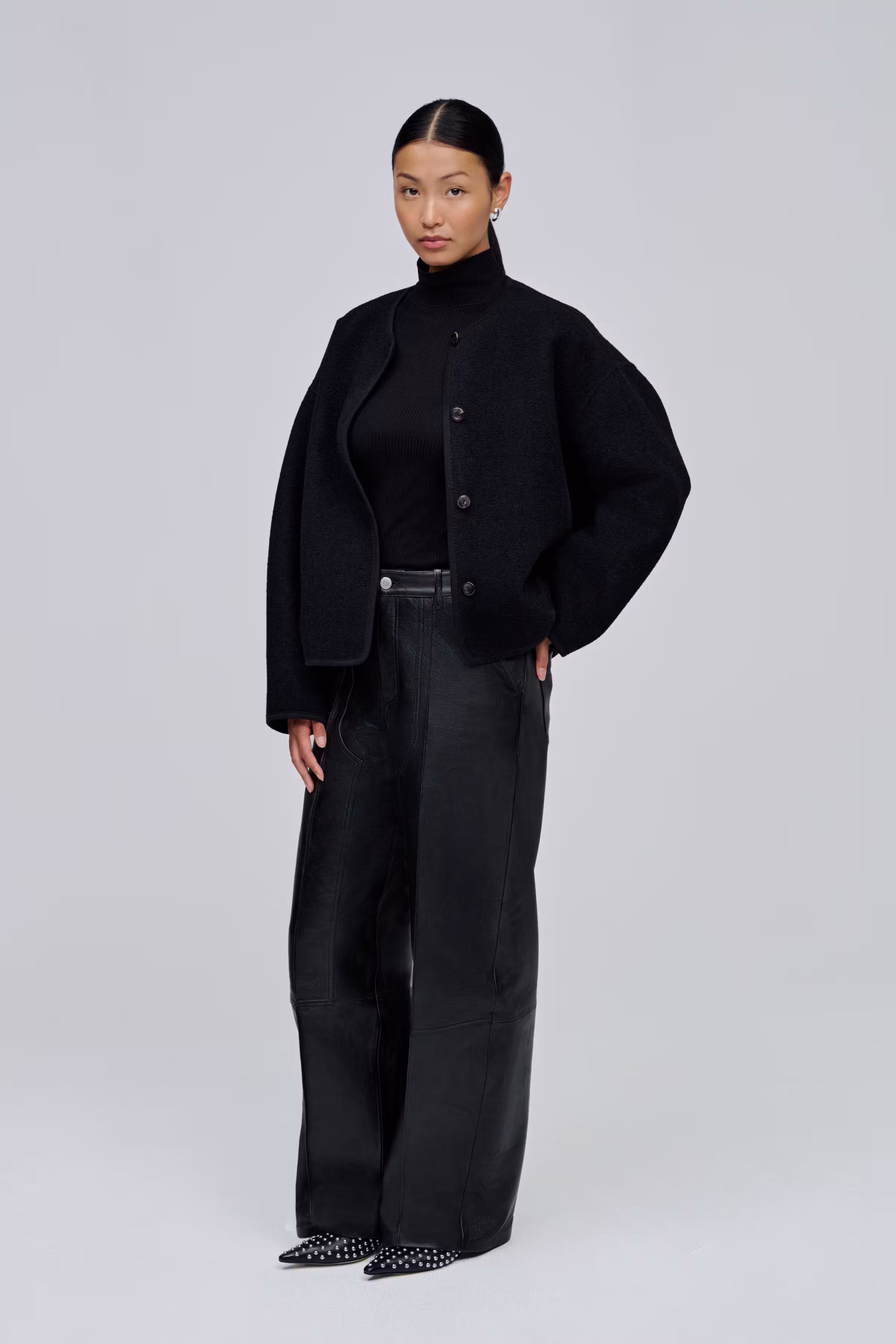 IOJuventa Outerwear LOOKBOOK FRONT 30600104-BK999