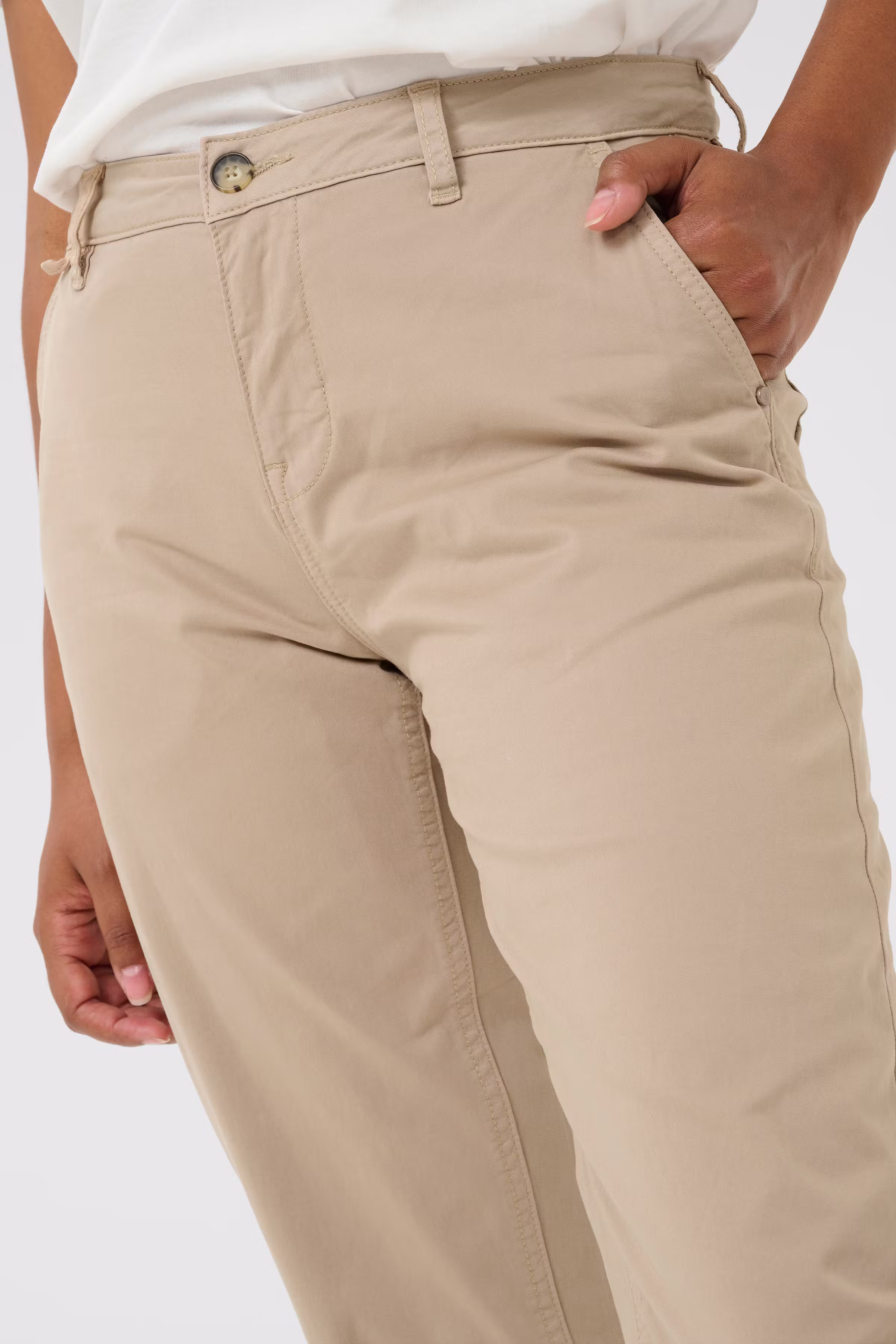 CRBerta Capri pants LOOKBOOK DETAIL 10613651-161106