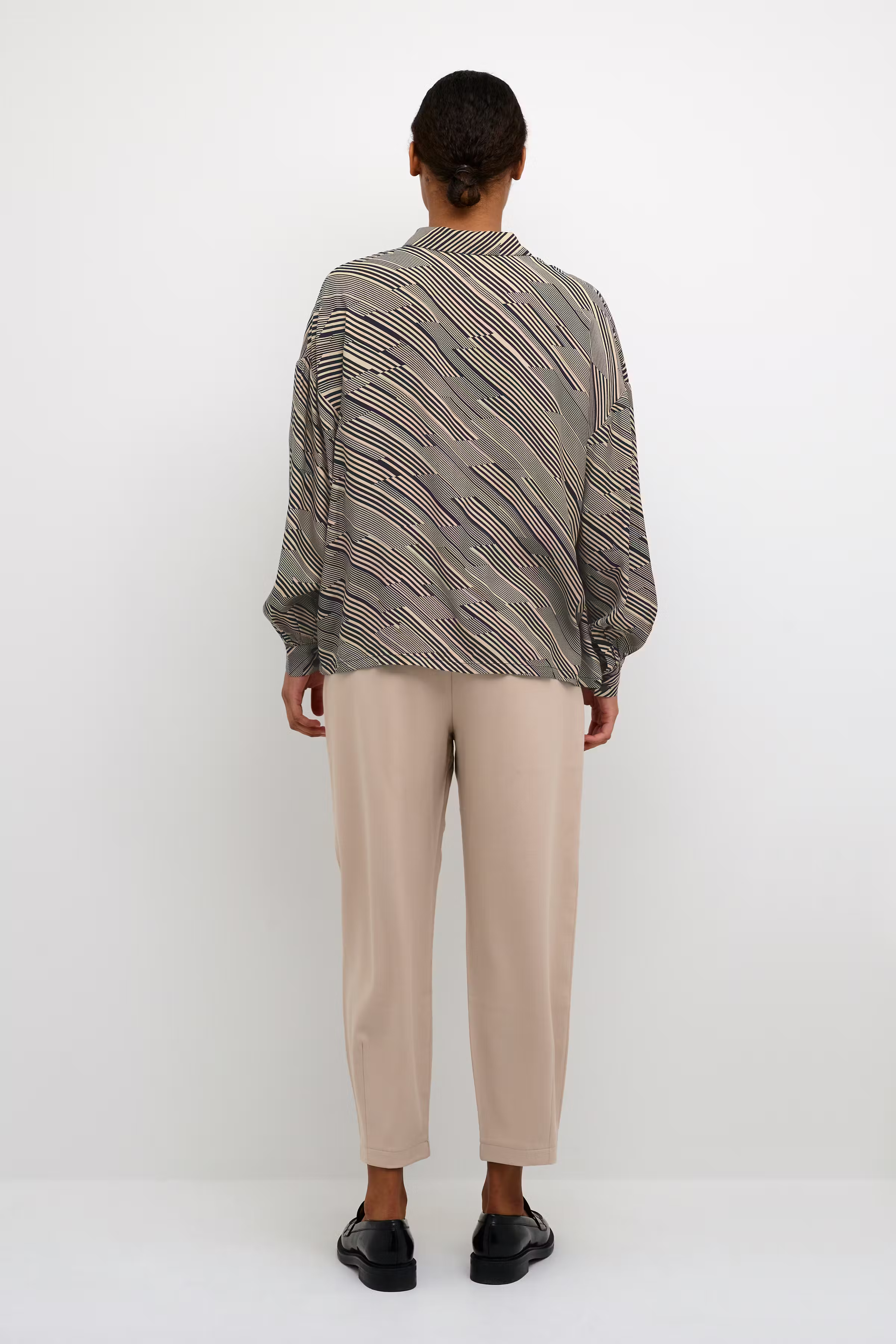 KAharper Skjorte LOOKBOOK BACK 10508189-105276