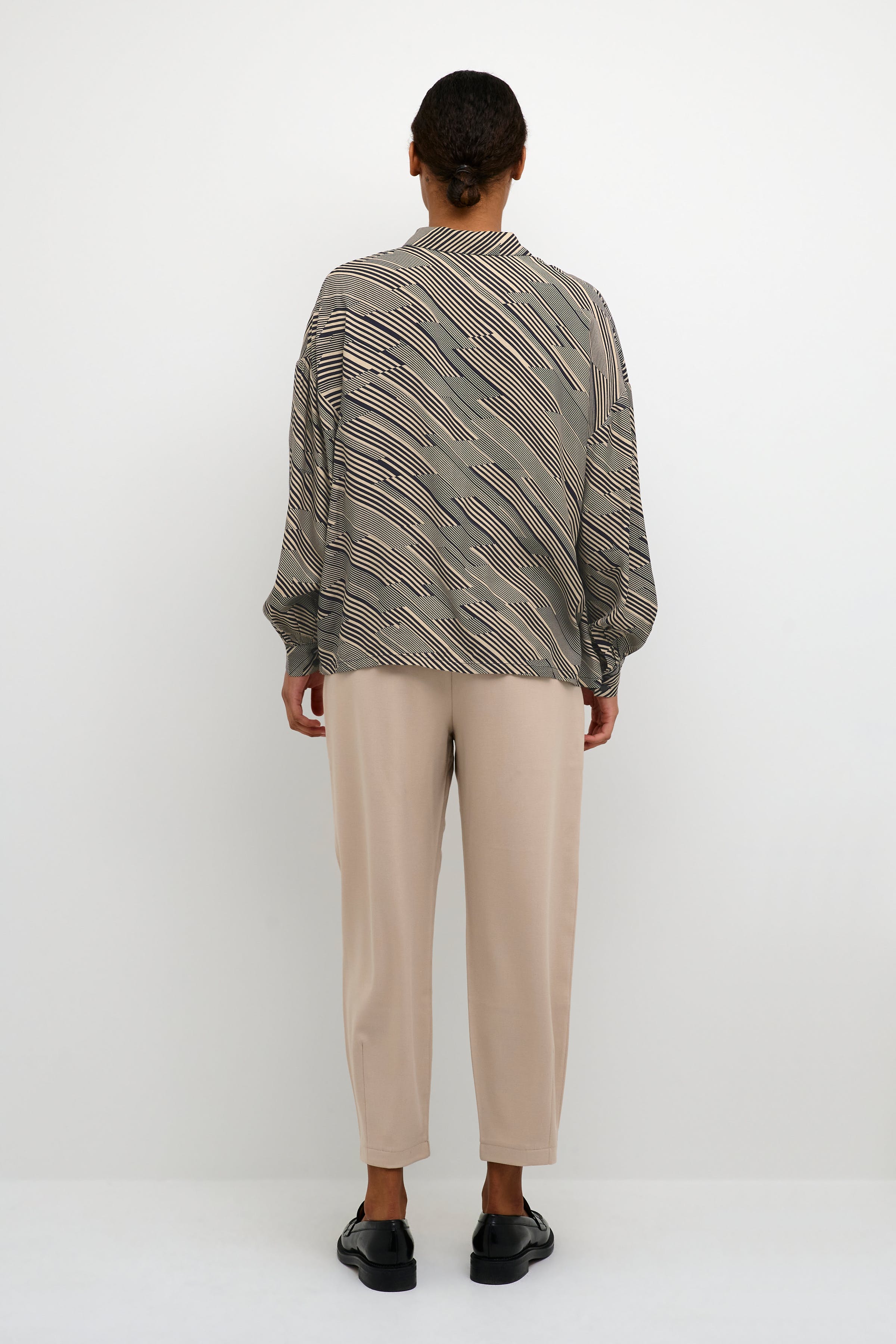 KAharper Skjorte LOOKBOOK BACK 10508189-105276