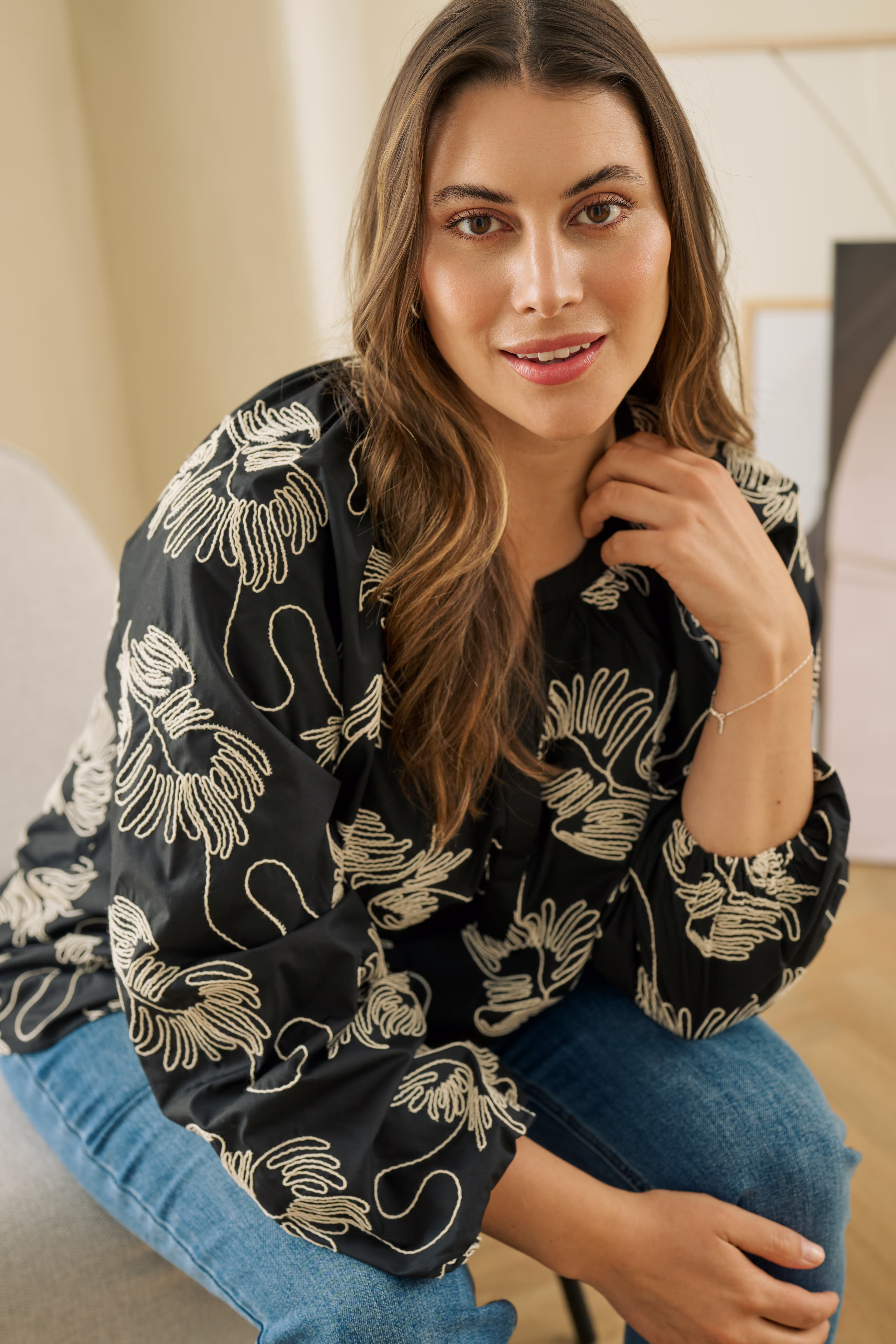 KCkimmie Bluse LOCATION NONE 10583900-108831