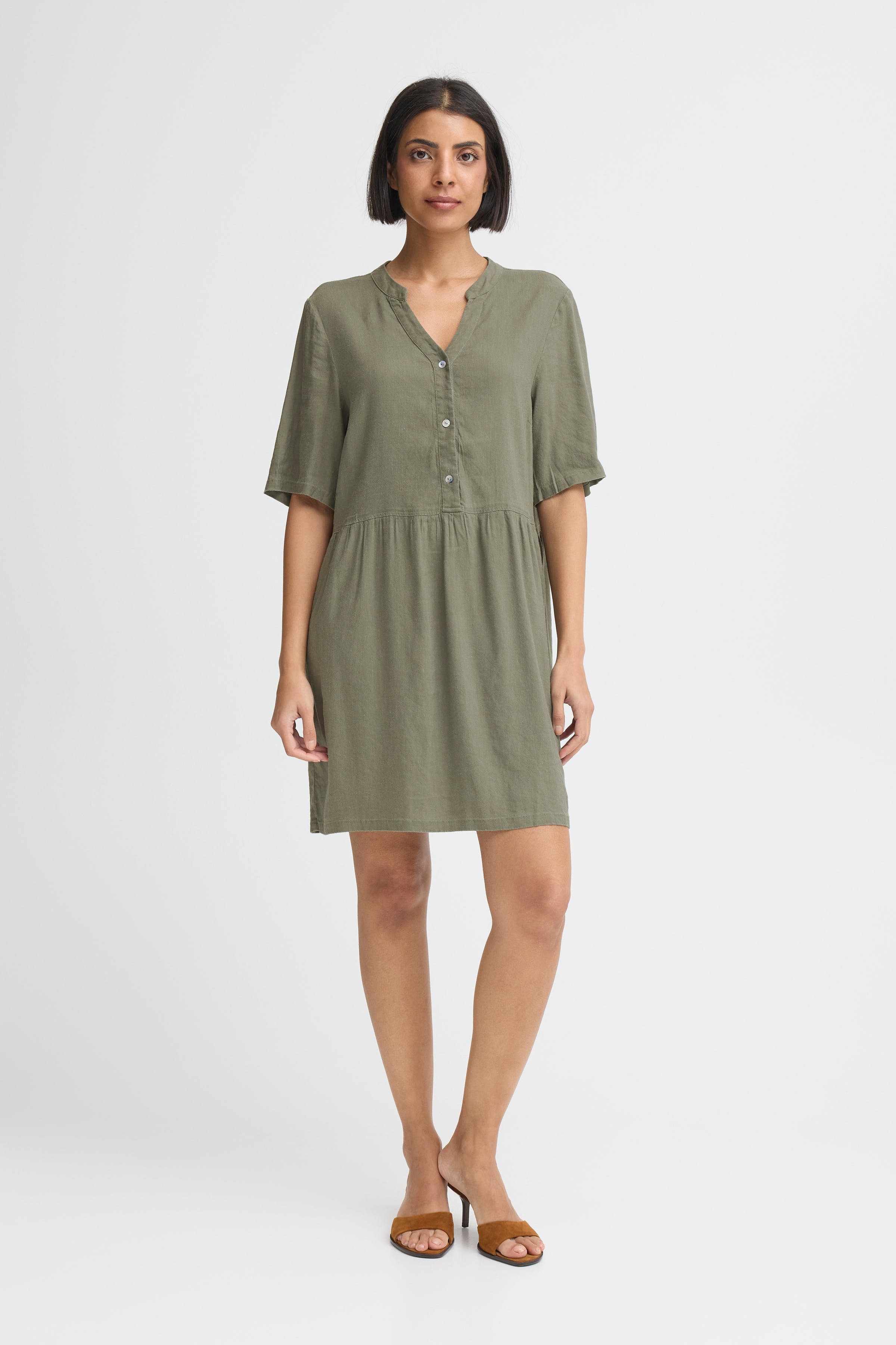 PZLUCA Kjole LOOKBOOK FRONT 50210441-180312