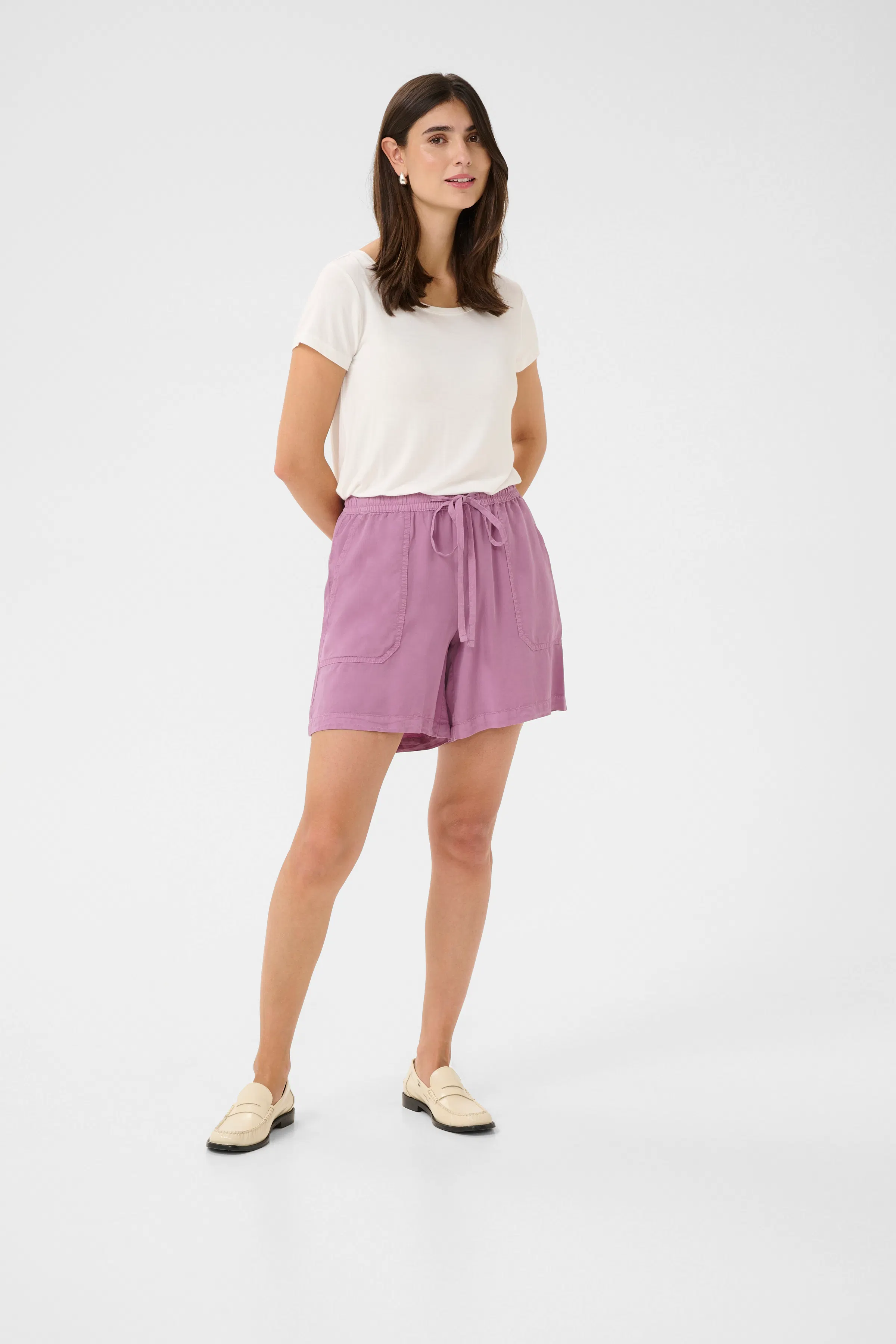 CUclarina Shorts LOOKBOOK FRONT 50111809-173410
