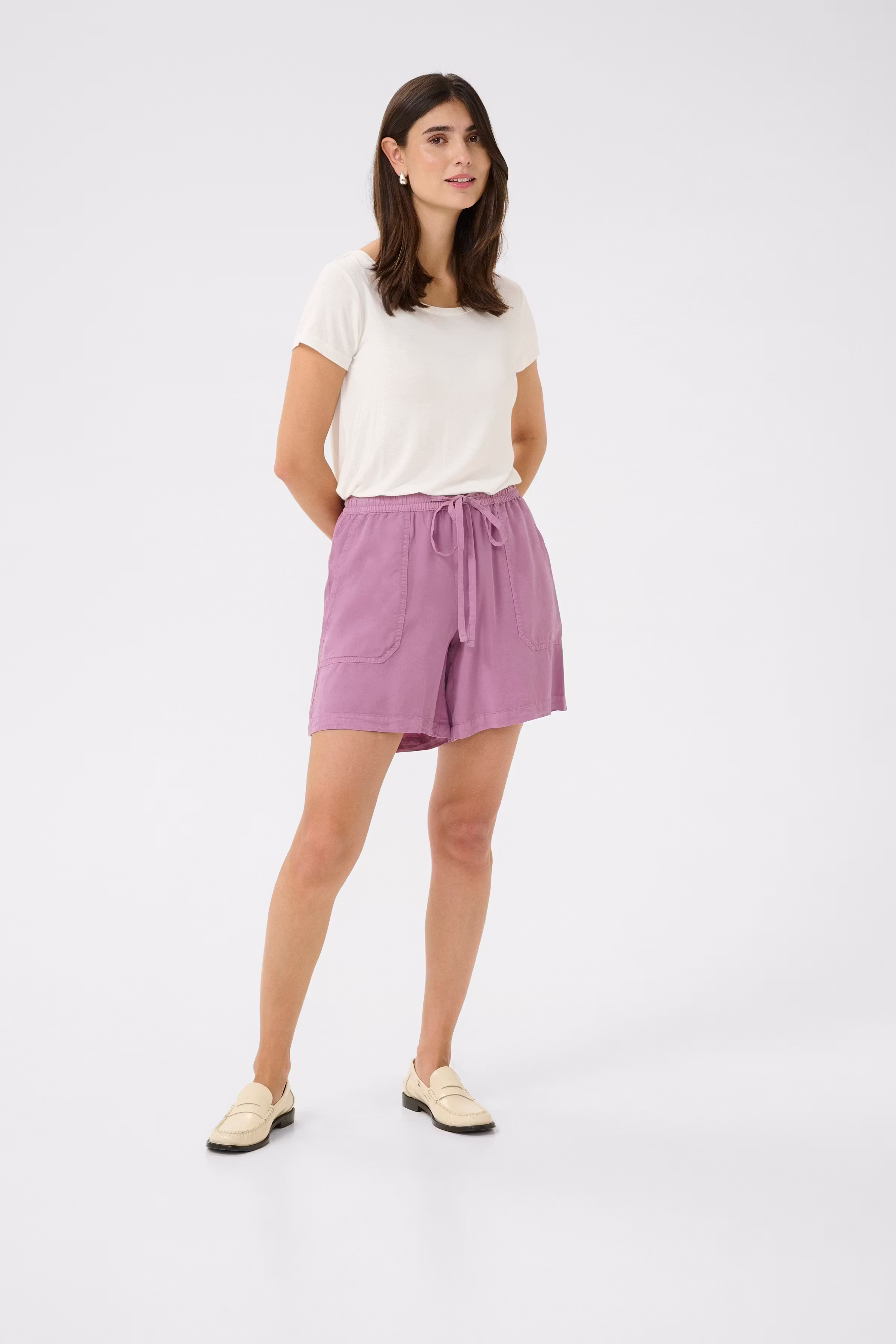CUclarina Shorts LOOKBOOK FRONT 50111809-173410