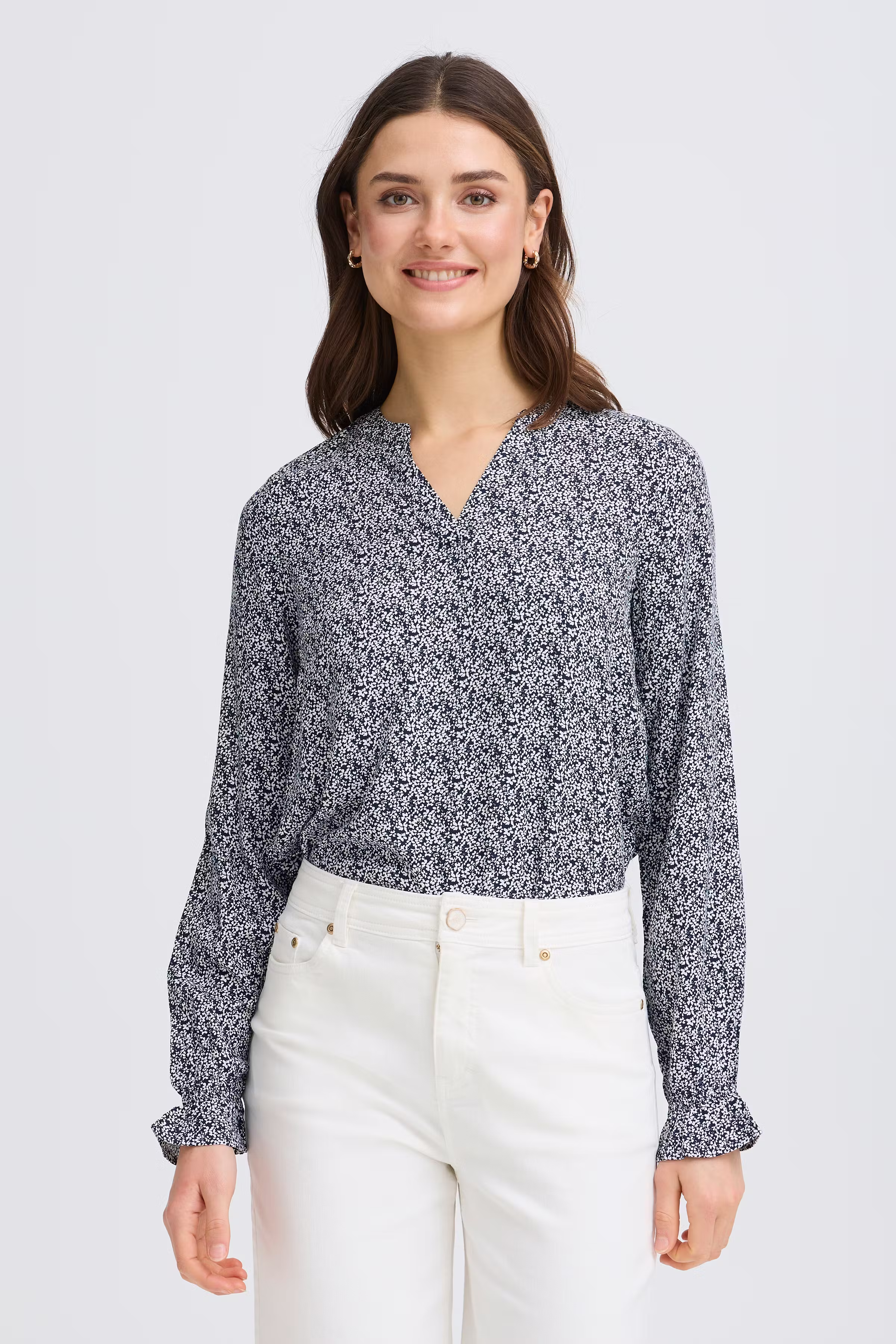 FRFLOWY Blouse LOOKBOOK FRONT 20614106-900004549