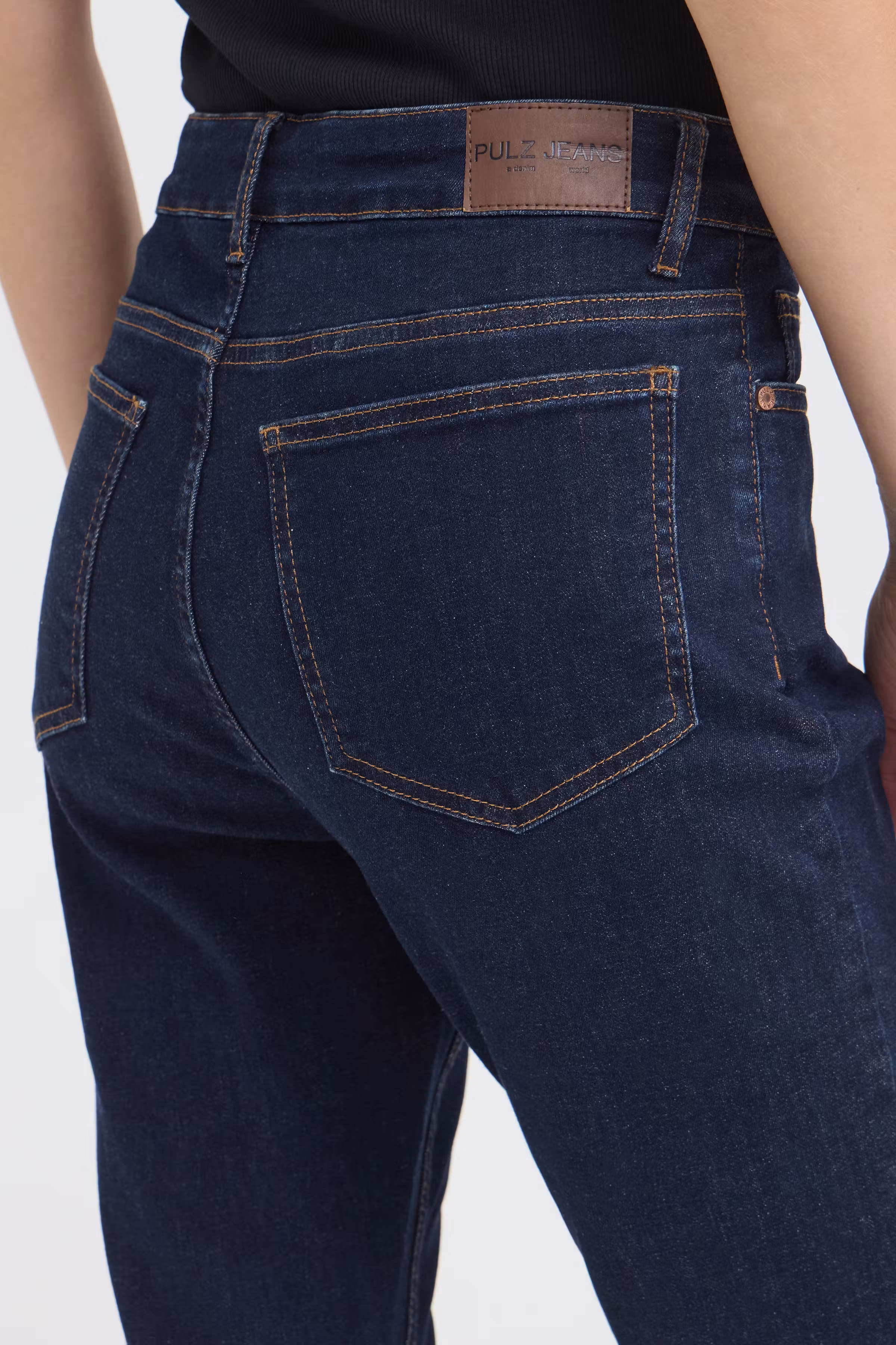 PZBECCA UHW Bootcut Leg LOOKBOOK DETAIL 50207285-202124