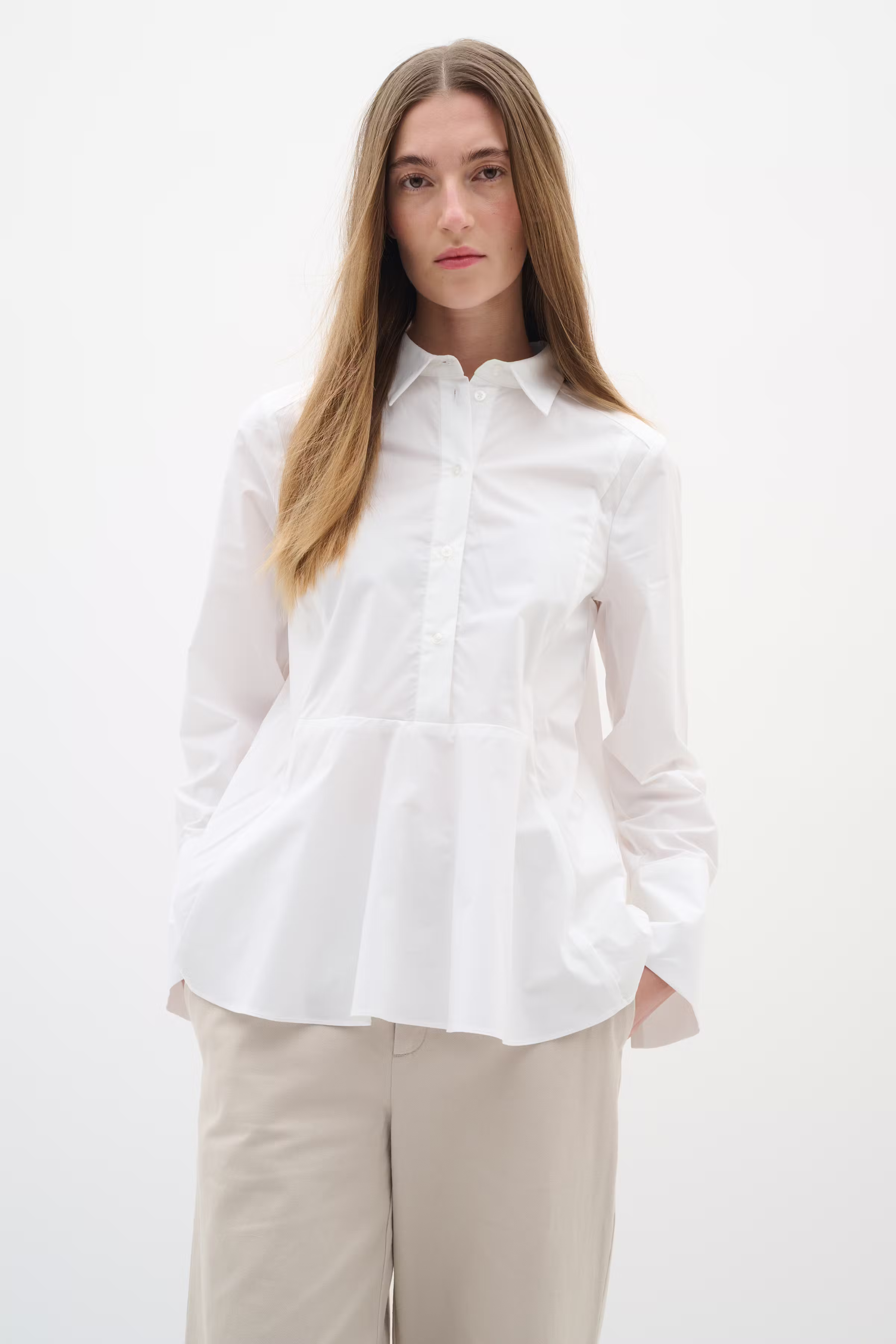 AtlasIW Fitted Shirt LOOKBOOK FRONT 30110886-300001