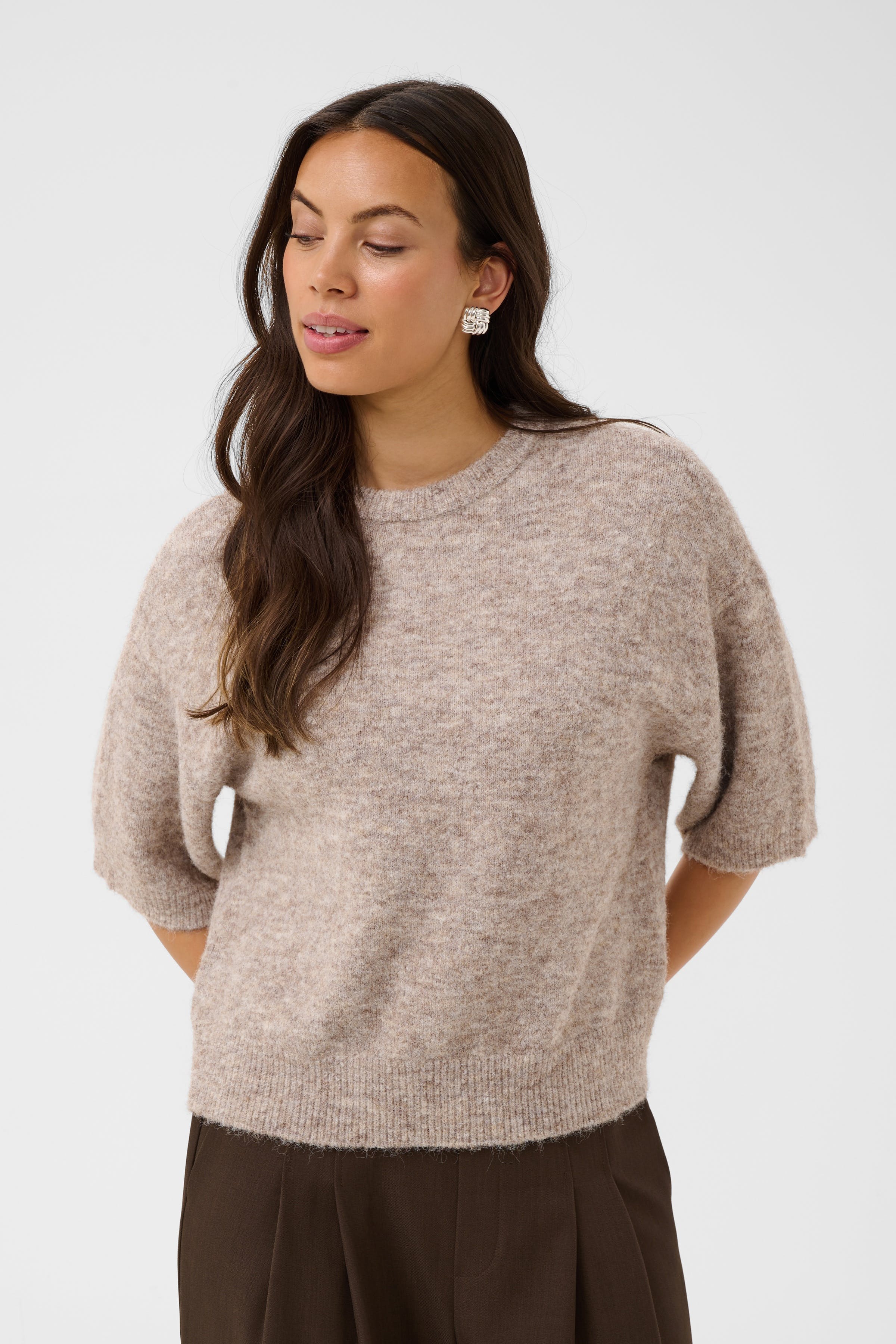 BPannelise Pullover LOOKBOOK FRONT 40200251-1813041