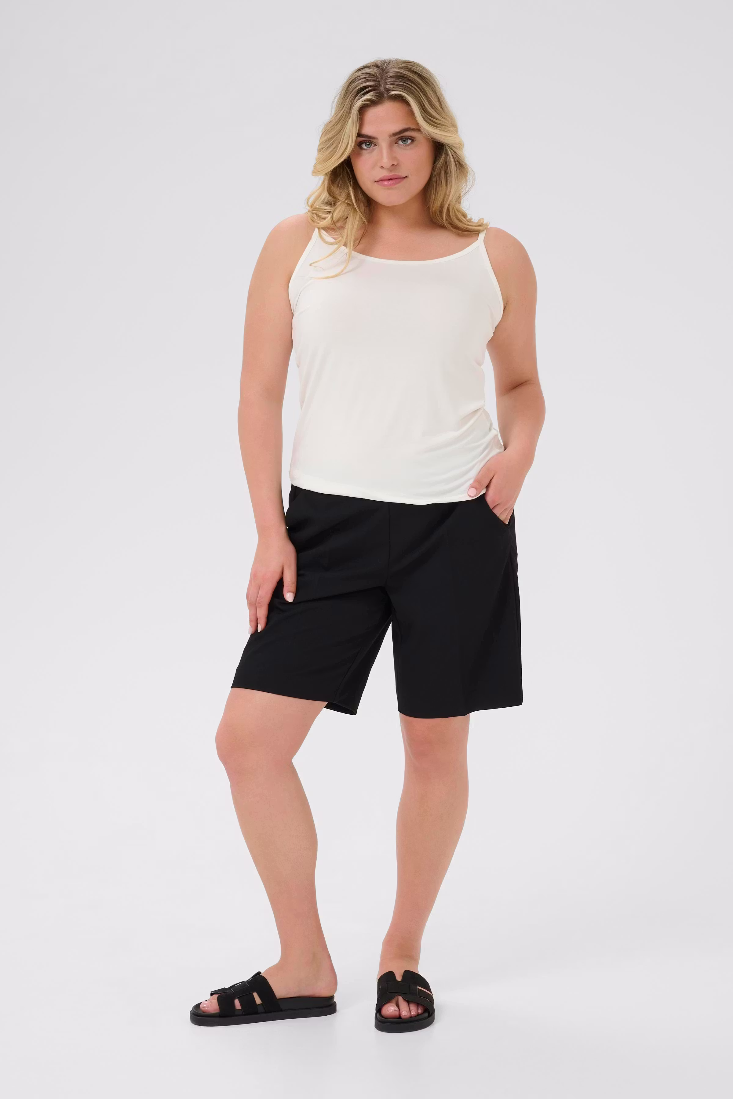 KCjena Top LOOKBOOK FRONT 10582744-110602