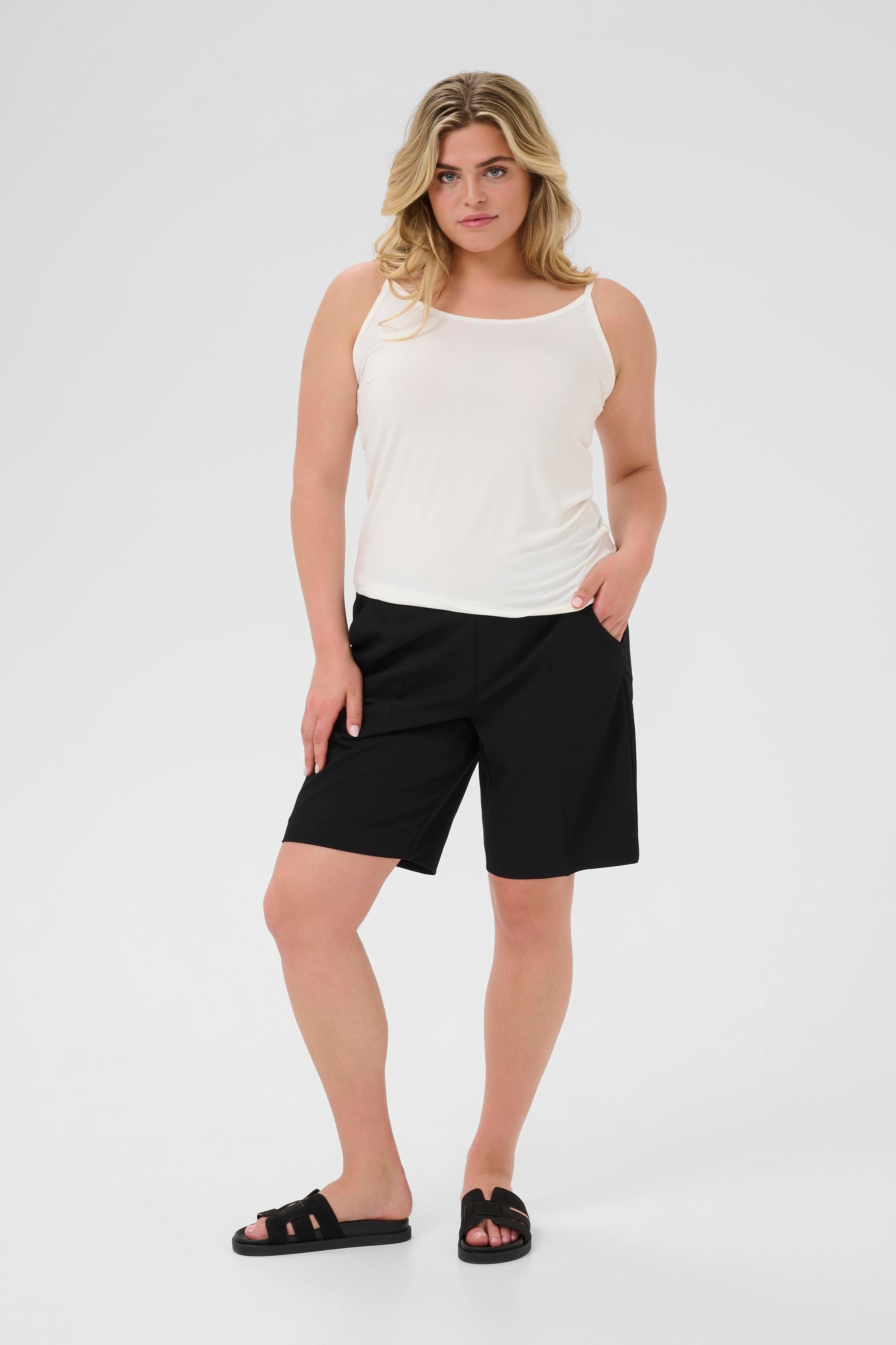 KCjena Top LOOKBOOK FRONT 10582744-110602