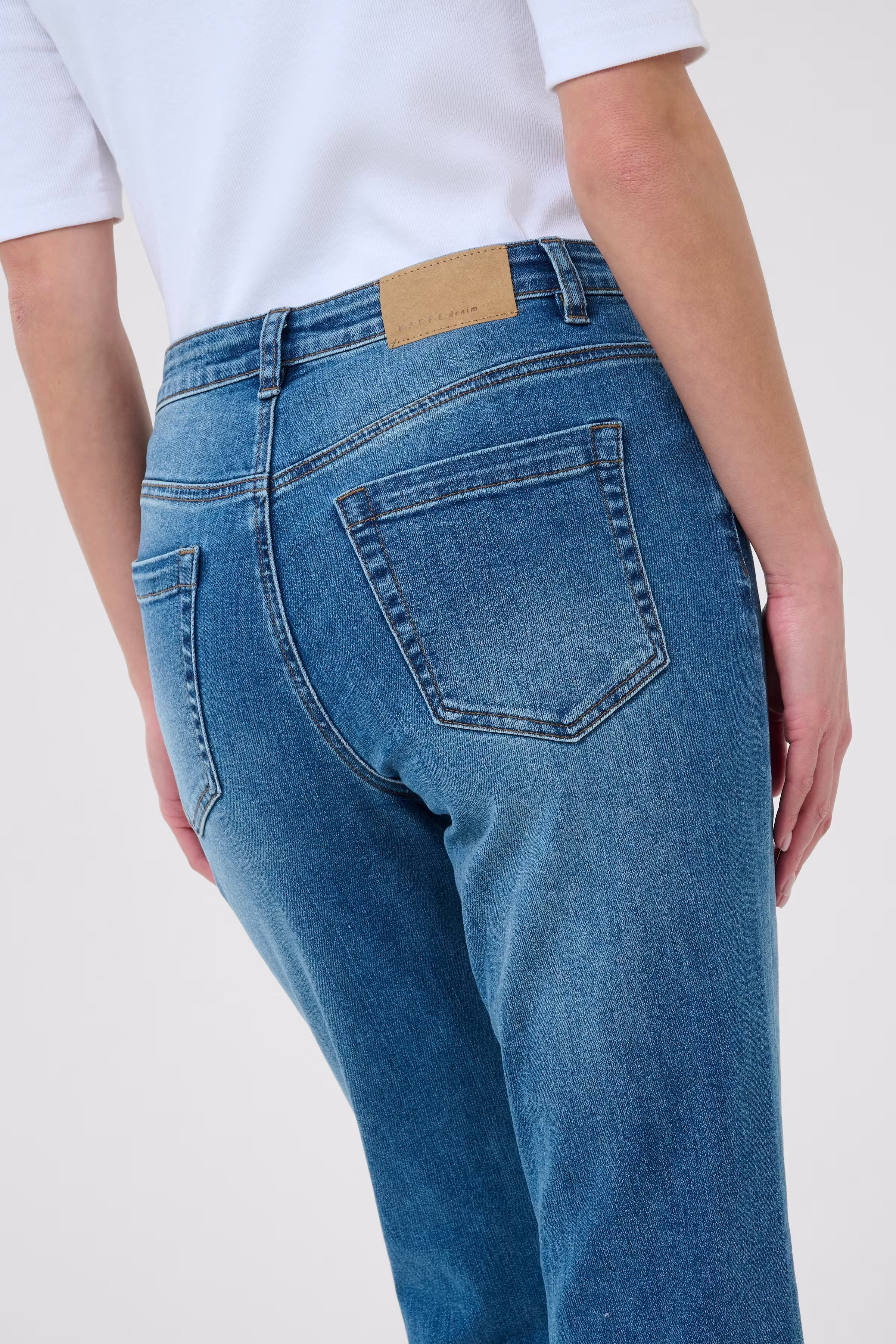 KAforest Jeans LOOKBOOK DETAIL 10510720-102272