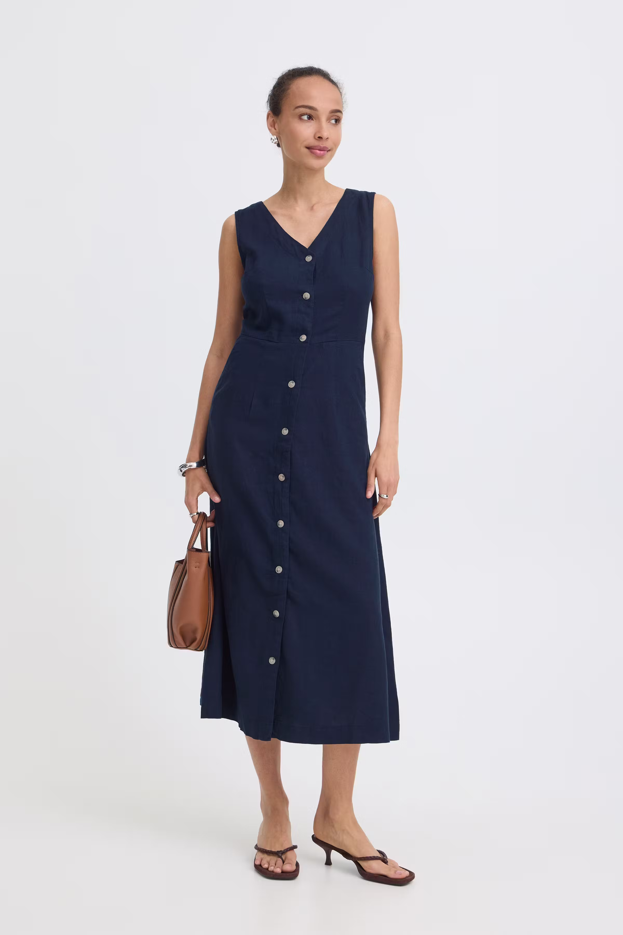BYFALAKKA Kjole LOOKBOOK FRONT 20818826-194020