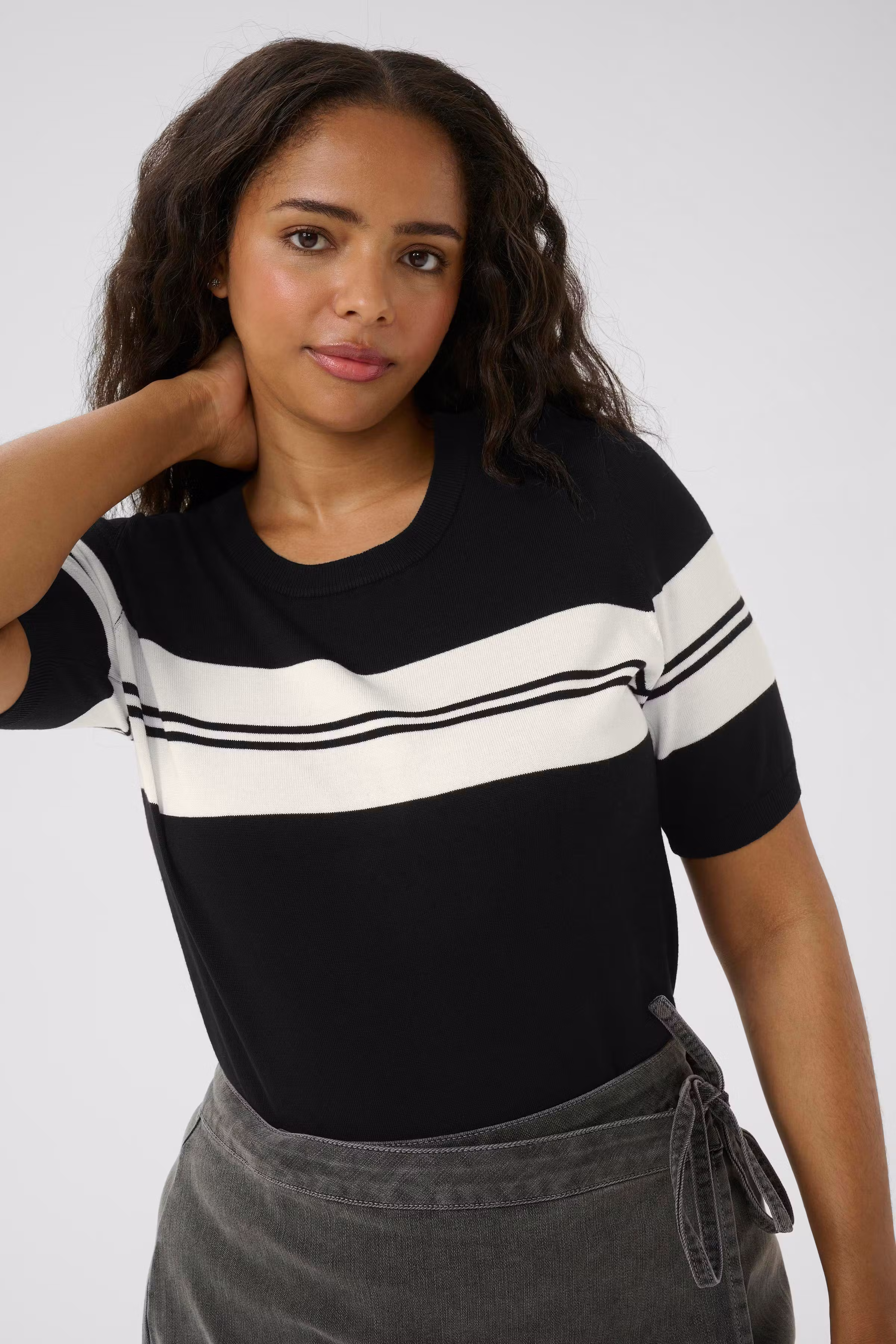 KClizzy Pullover LOOKBOOK DETAIL 10582914-107916