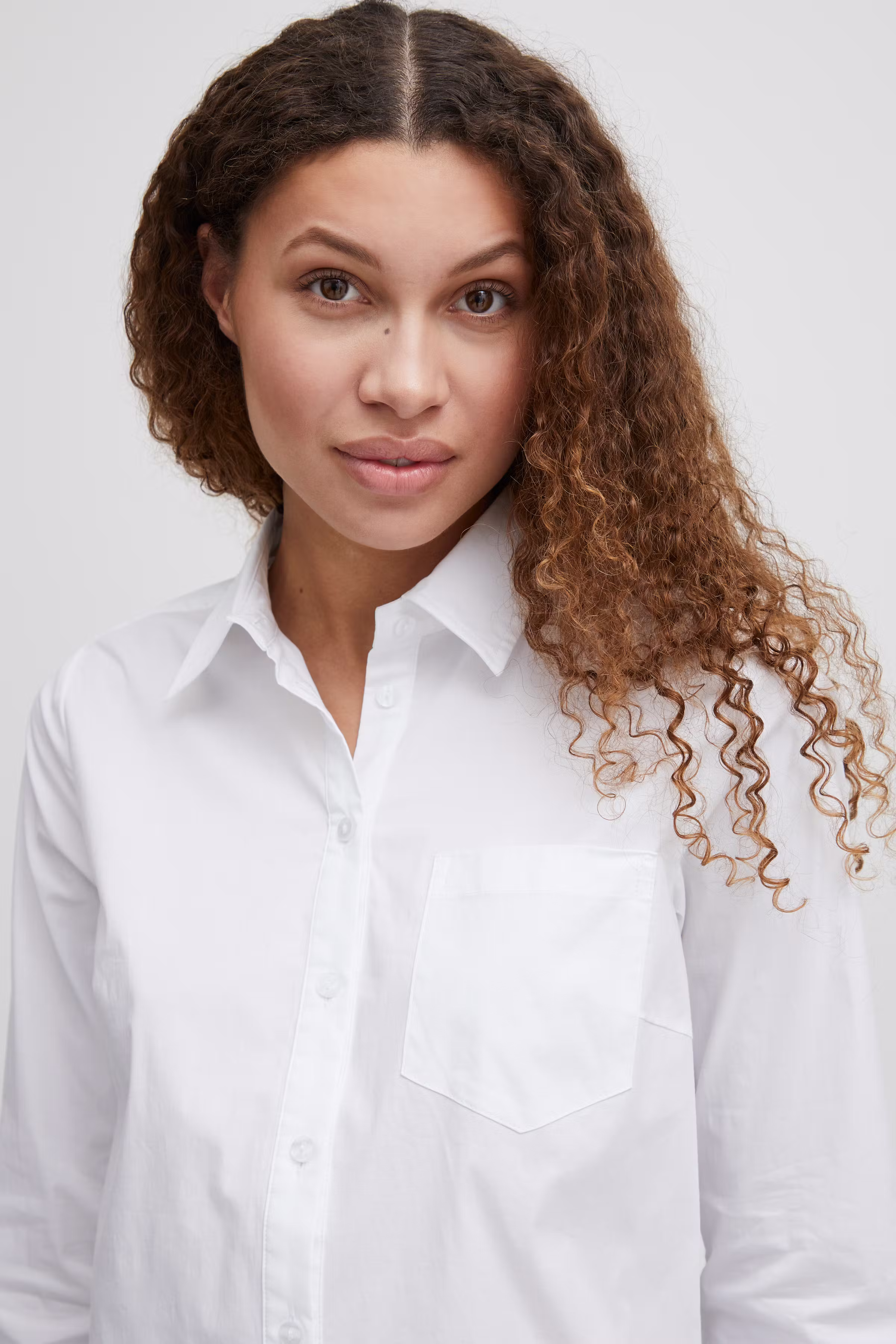 PZEVI Skjorte LOOKBOOK DETAIL 50207543-110601