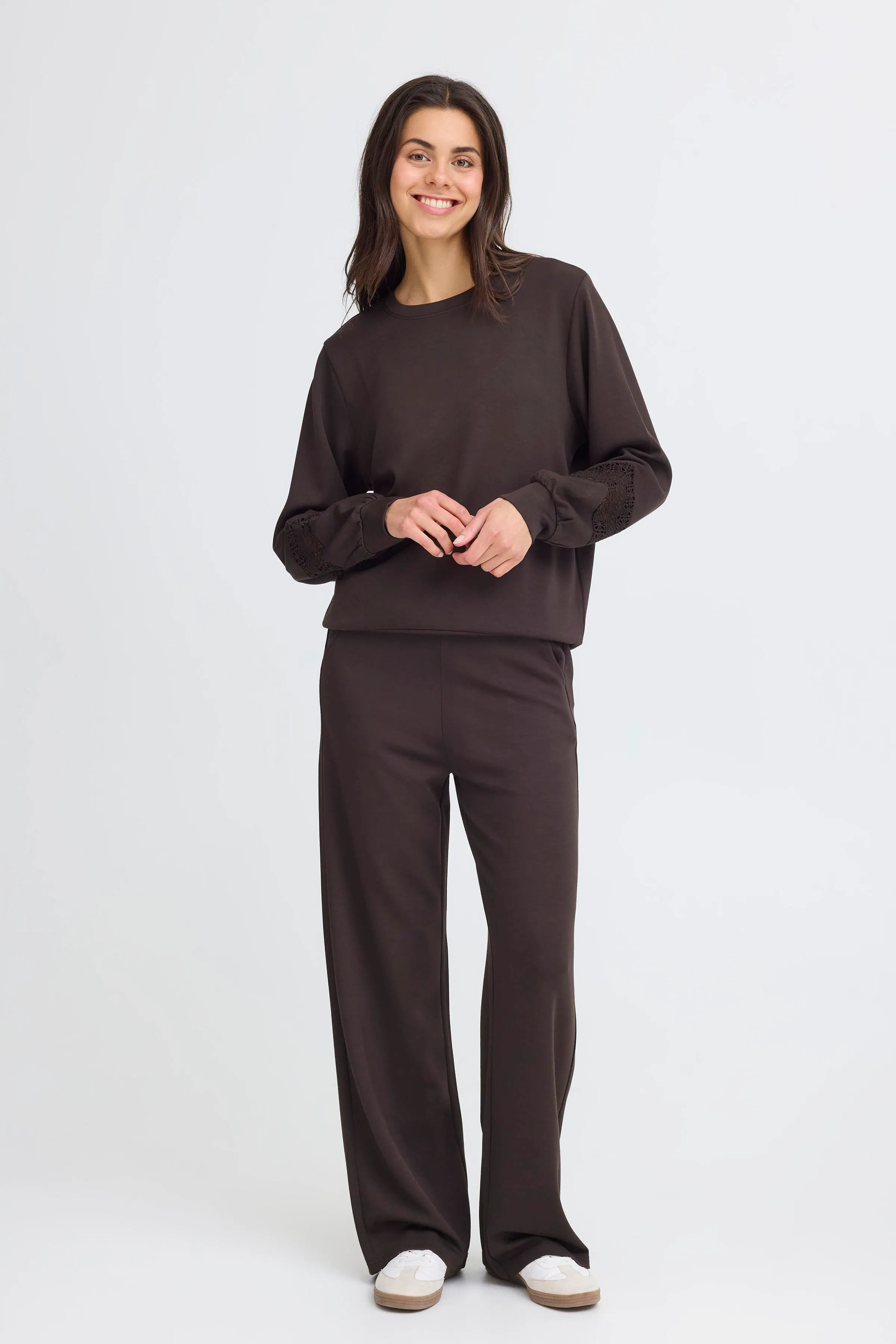 FRAURORA Sweatshirt LOOKBOOK FRONT 20617209-191109