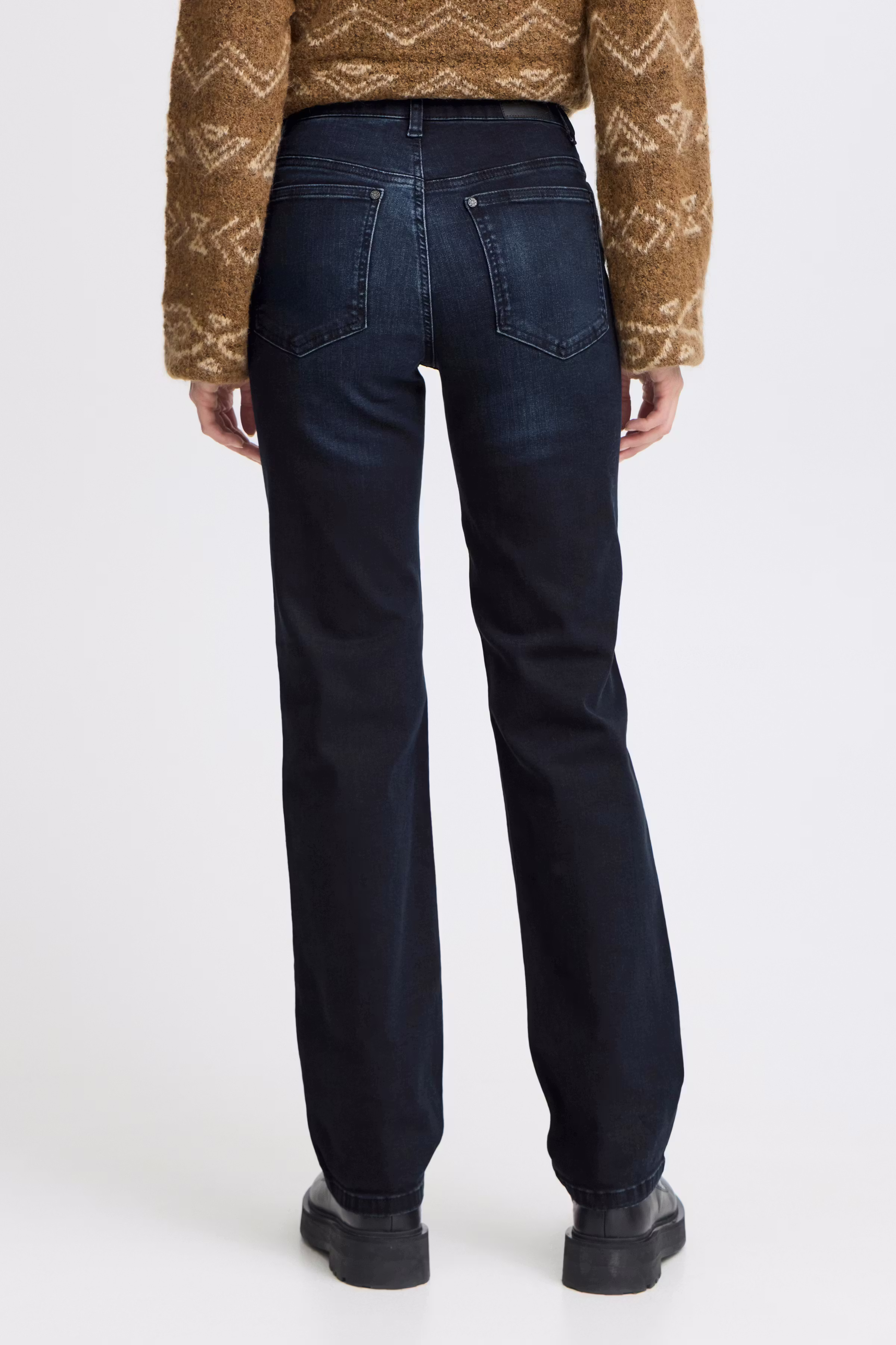 PZCARLY HW Jeans W Deco Straight Leg LOOKBOOK BACK 50208258-201334