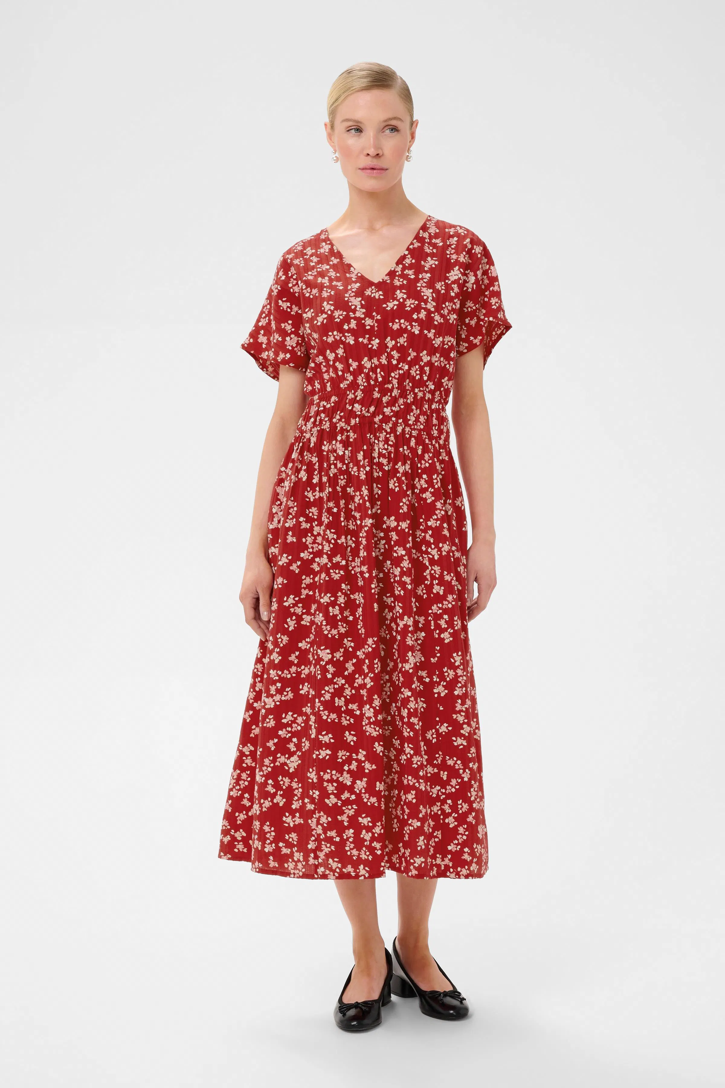 CUpuglia Kjole LOOKBOOK FRONT 50111847-109606