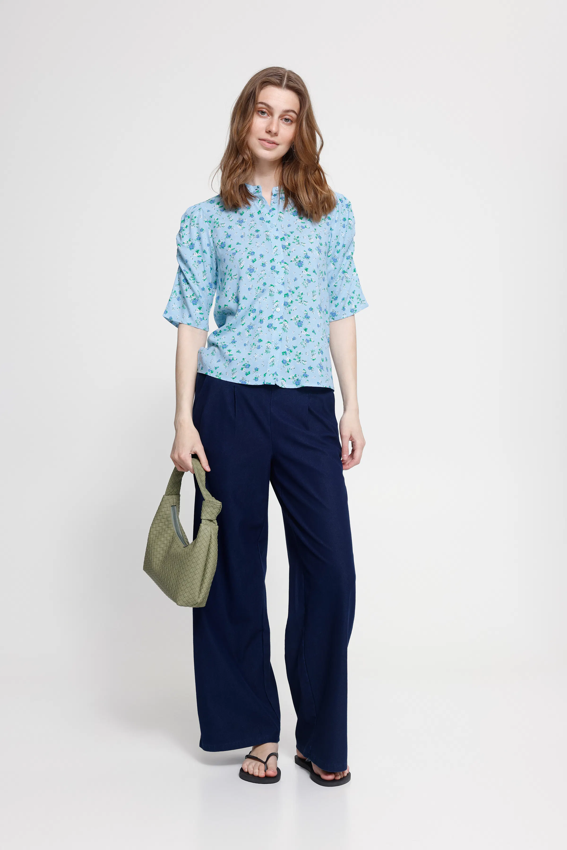 IHVERA Skjorte LOOKBOOK FRONT 20123620-900007500