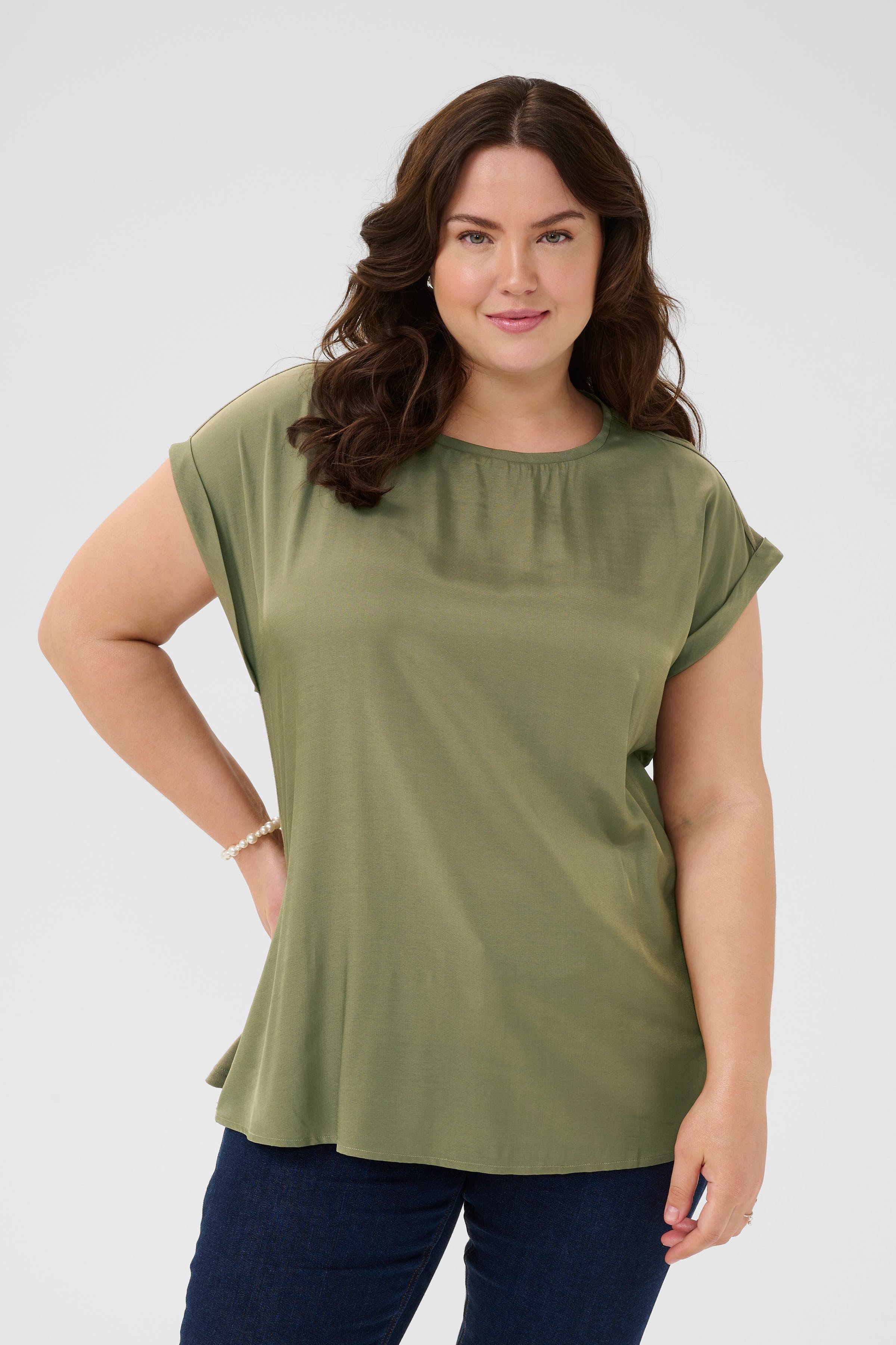 KCmilia Blouse LOOKBOOK FRONT 10583812-190512