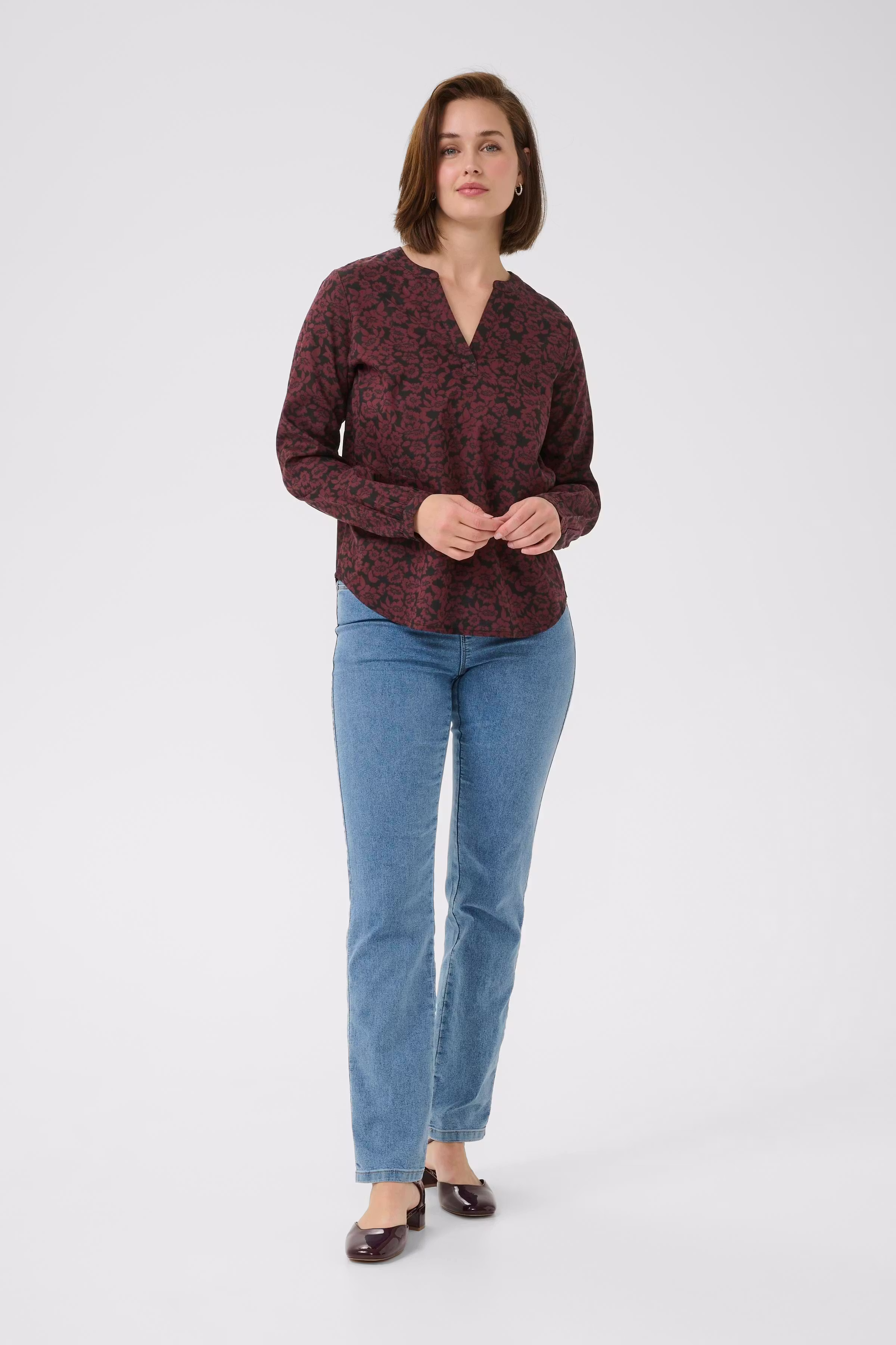 KAbeathe Bluse LOOKBOOK FRONT 10508895-107734