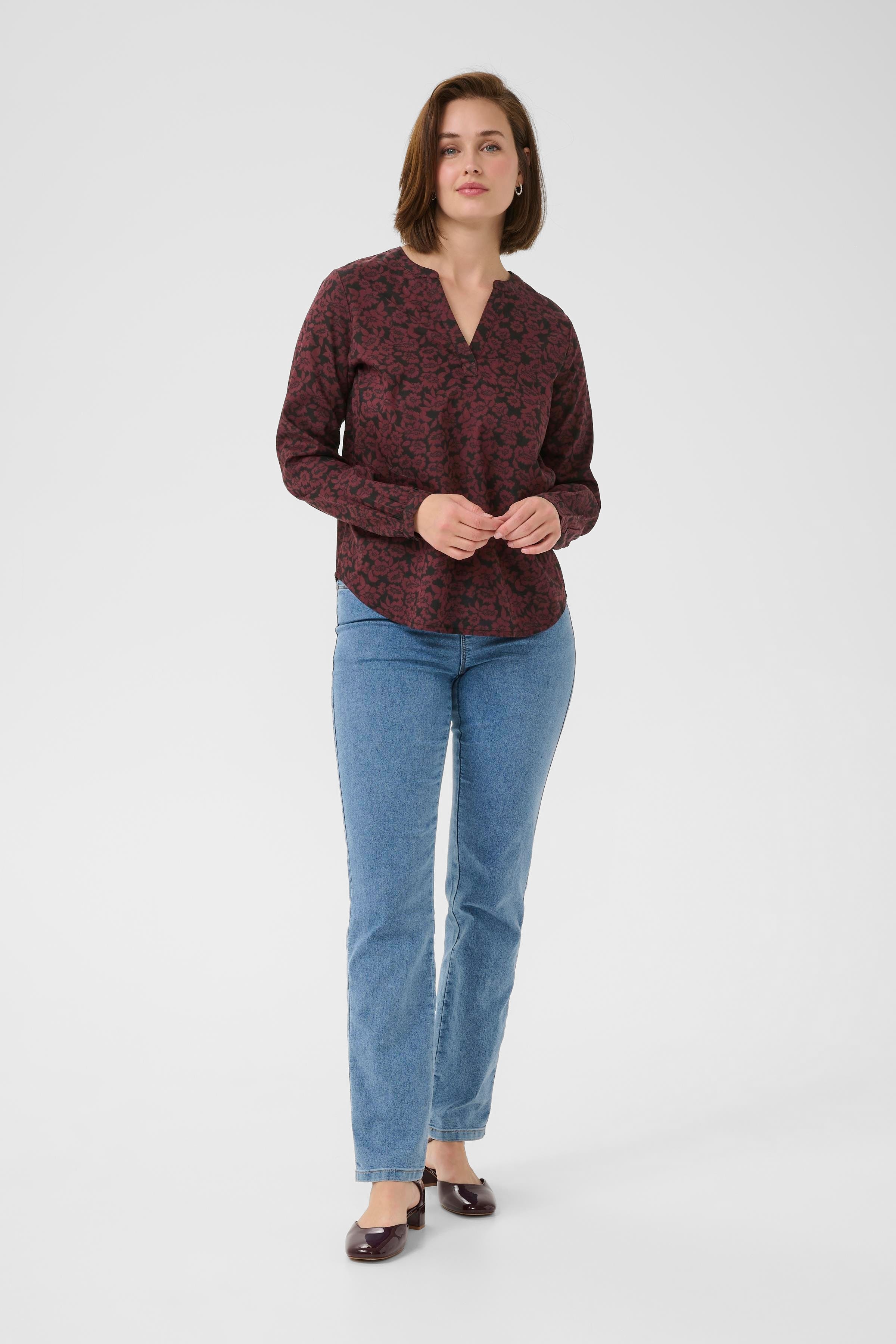 KAbeathe Blouse LOOKBOOK FRONT 10508895-107734