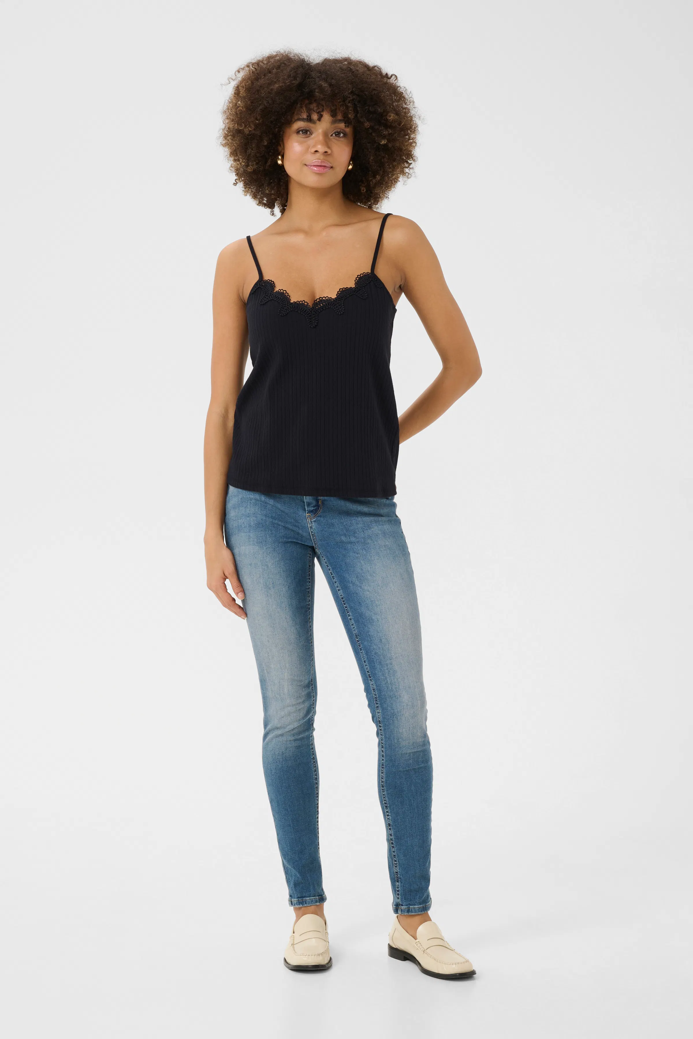 CUreyka Top LOOKBOOK FRONT 50111903-500012