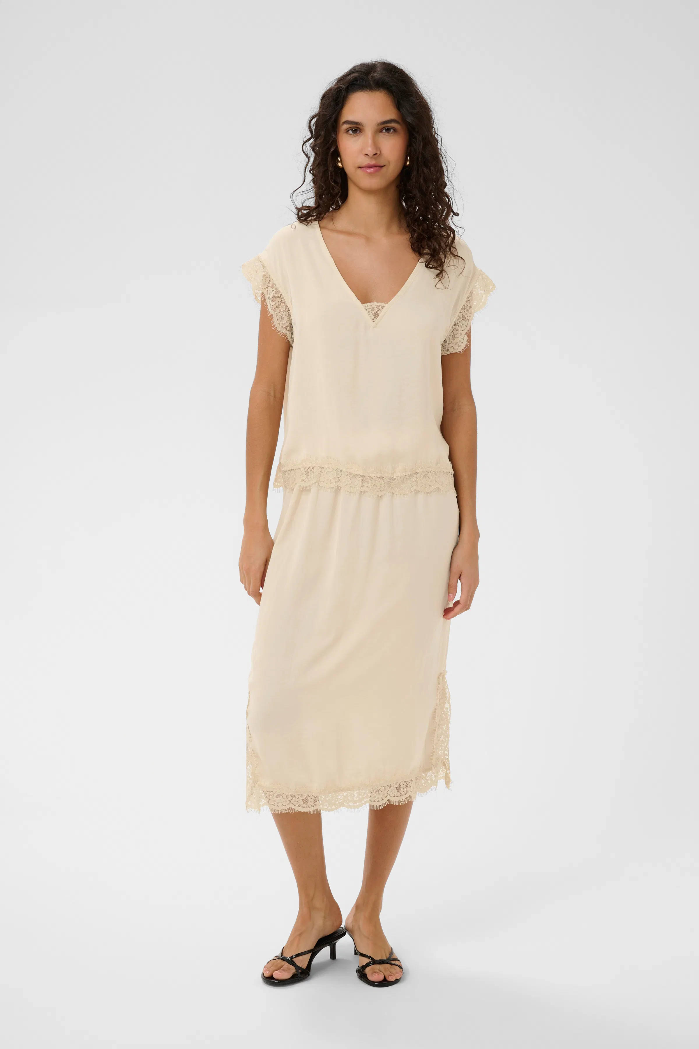 PigaoSZ LOOKBOOK FRONT 30515698-131308