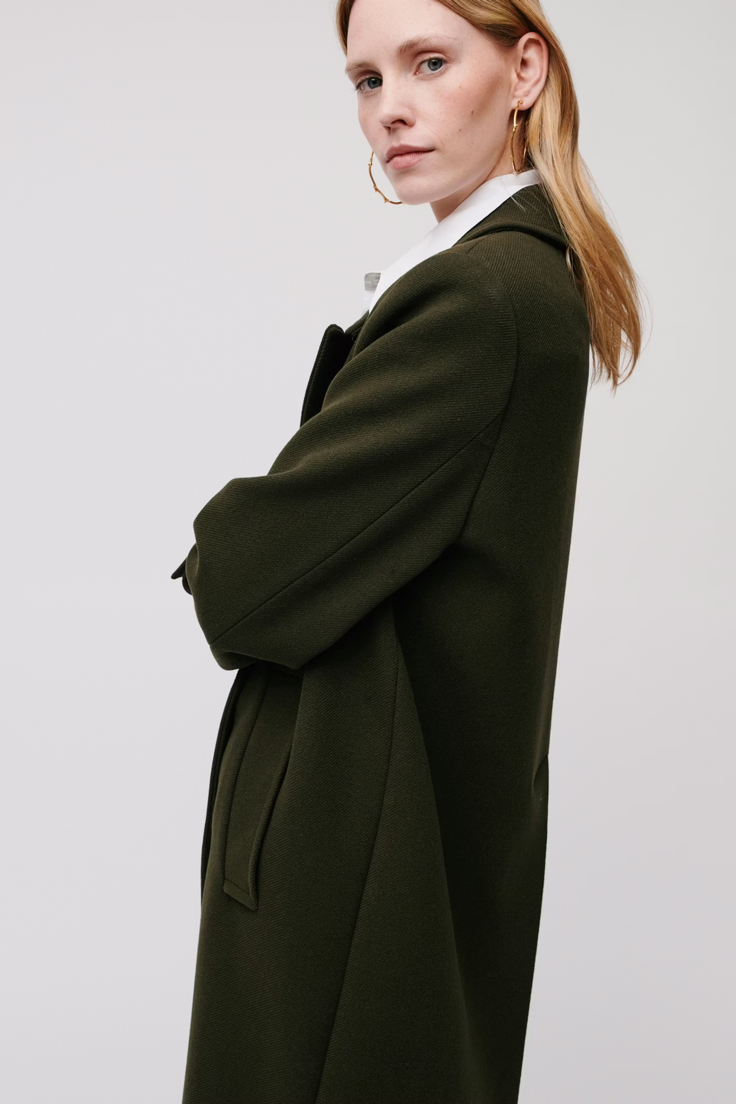 CLEMENCE Mantel LOOKBOOK FRONT 30600180-GR598