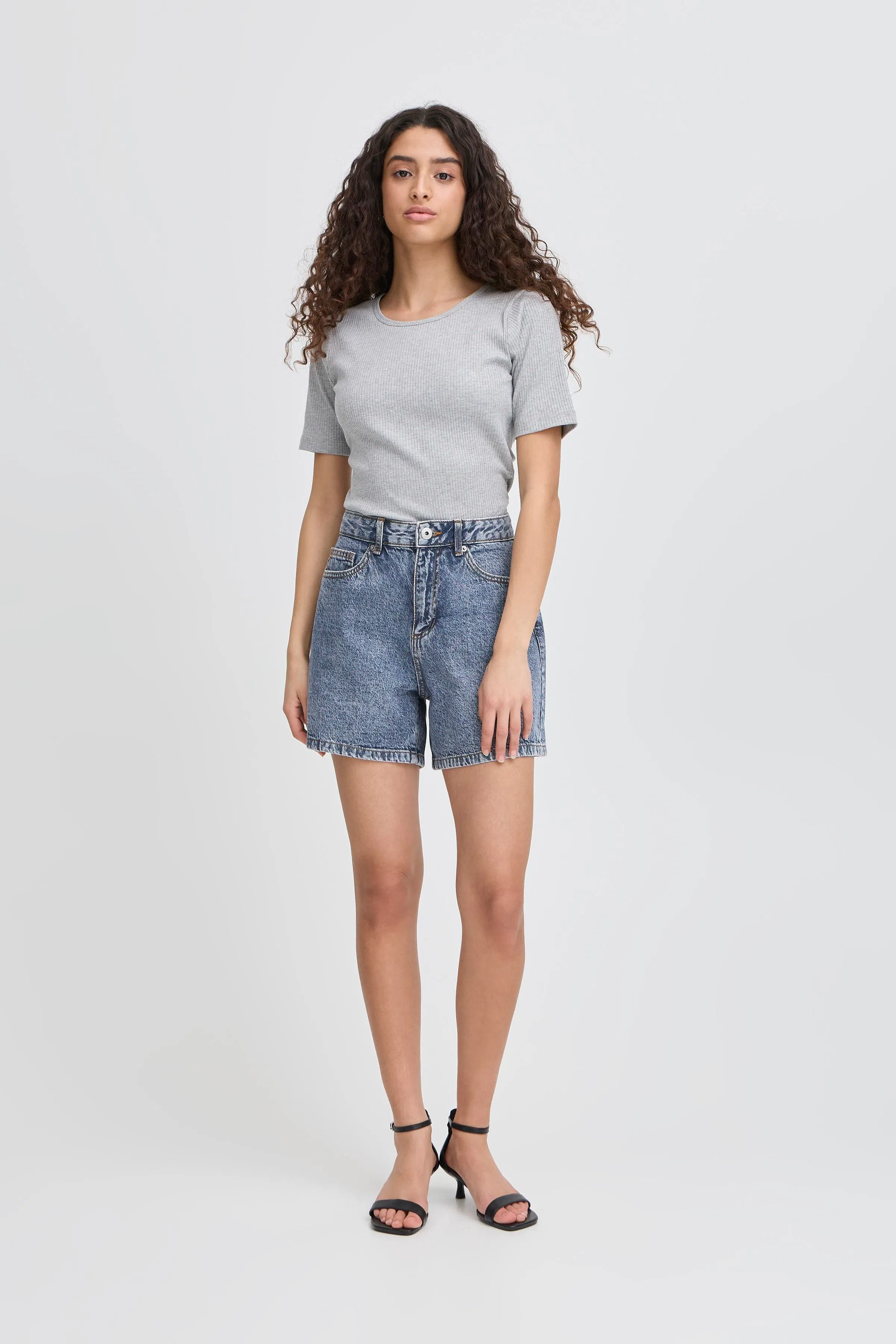 IHAVENY Shorts in medium blue stone washed cotton | ICHI