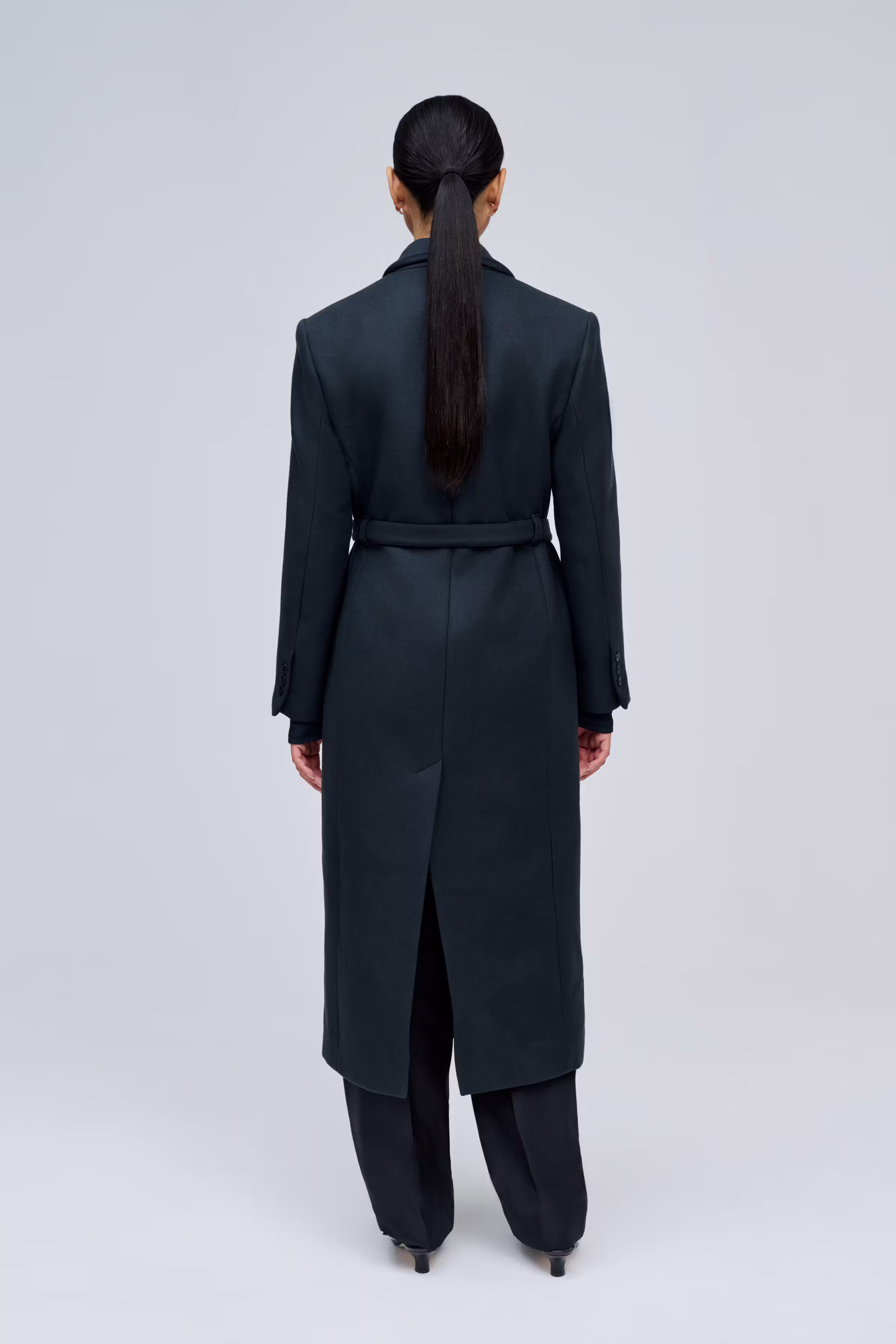 IOCrystal Coat LOOKBOOK BACK 30600048-BL862