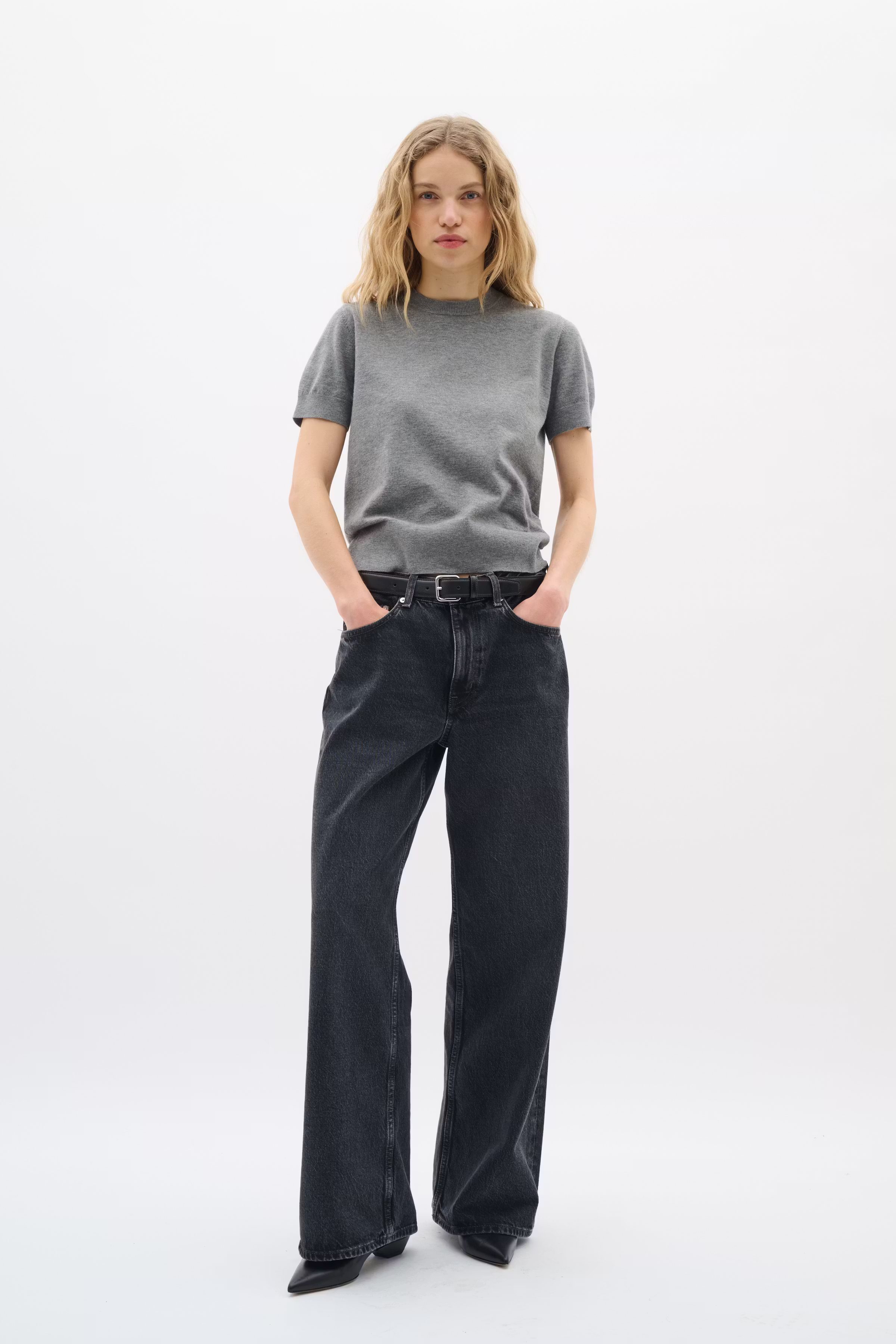 KellsieIW Pullover LOOKBOOK FRONT 30109743-301744