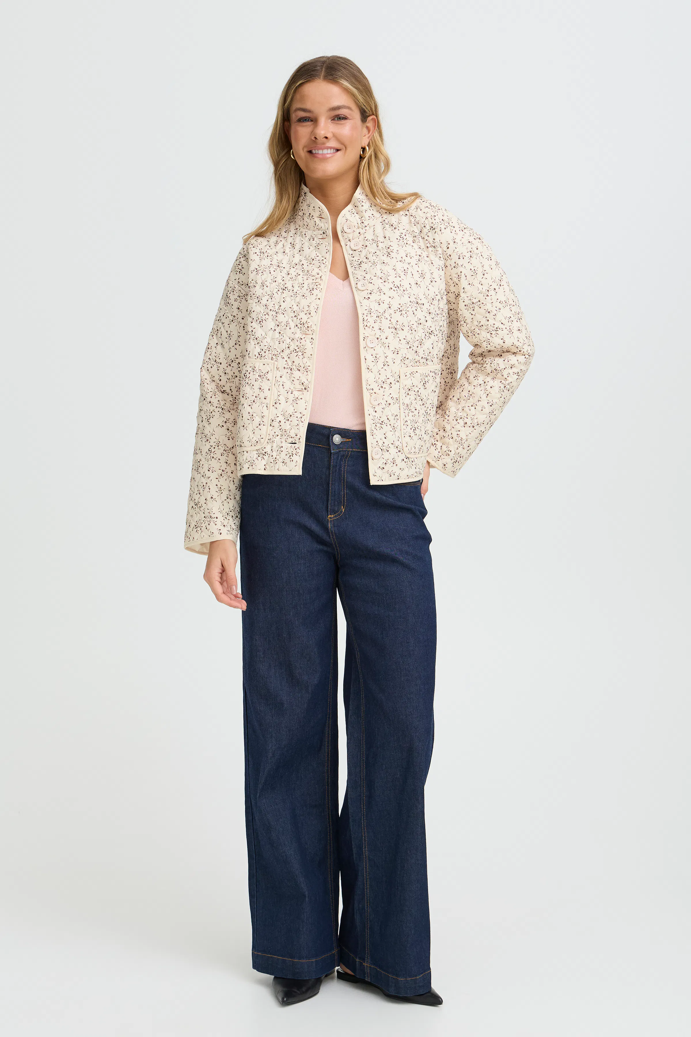 FRCLAUDINE Casual jakke LOOKBOOK FRONT 20617085-900007518