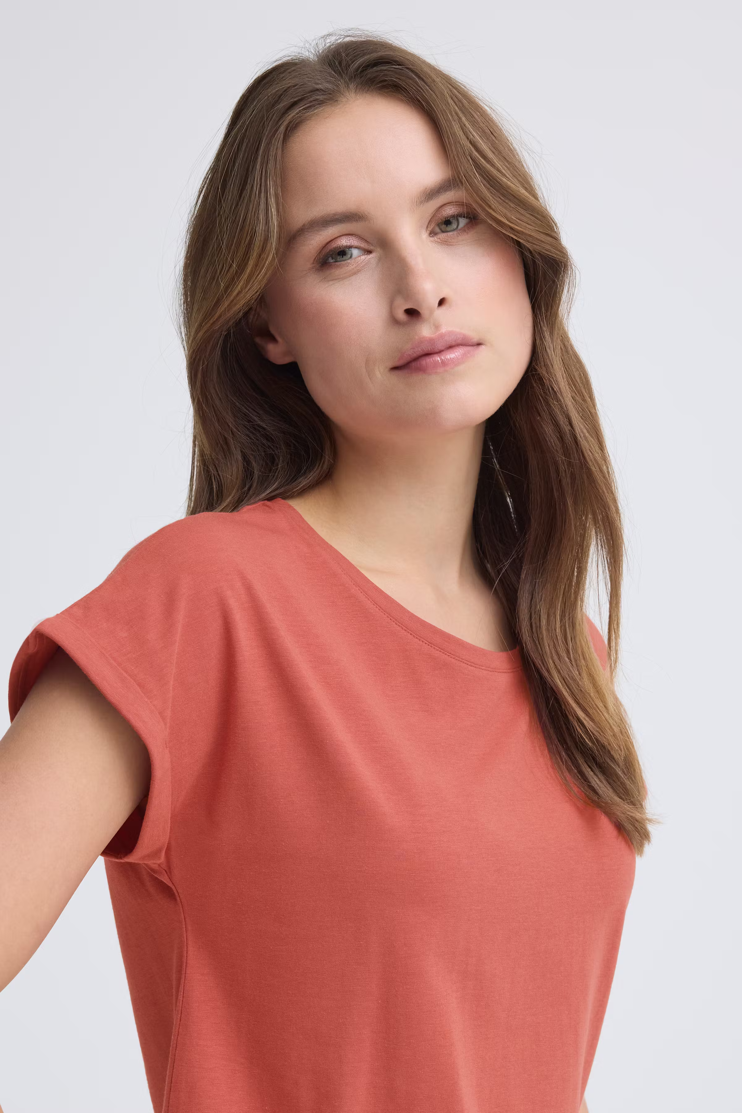 PAMILA T-shirt LOOKBOOK DETAIL 20804205-181438