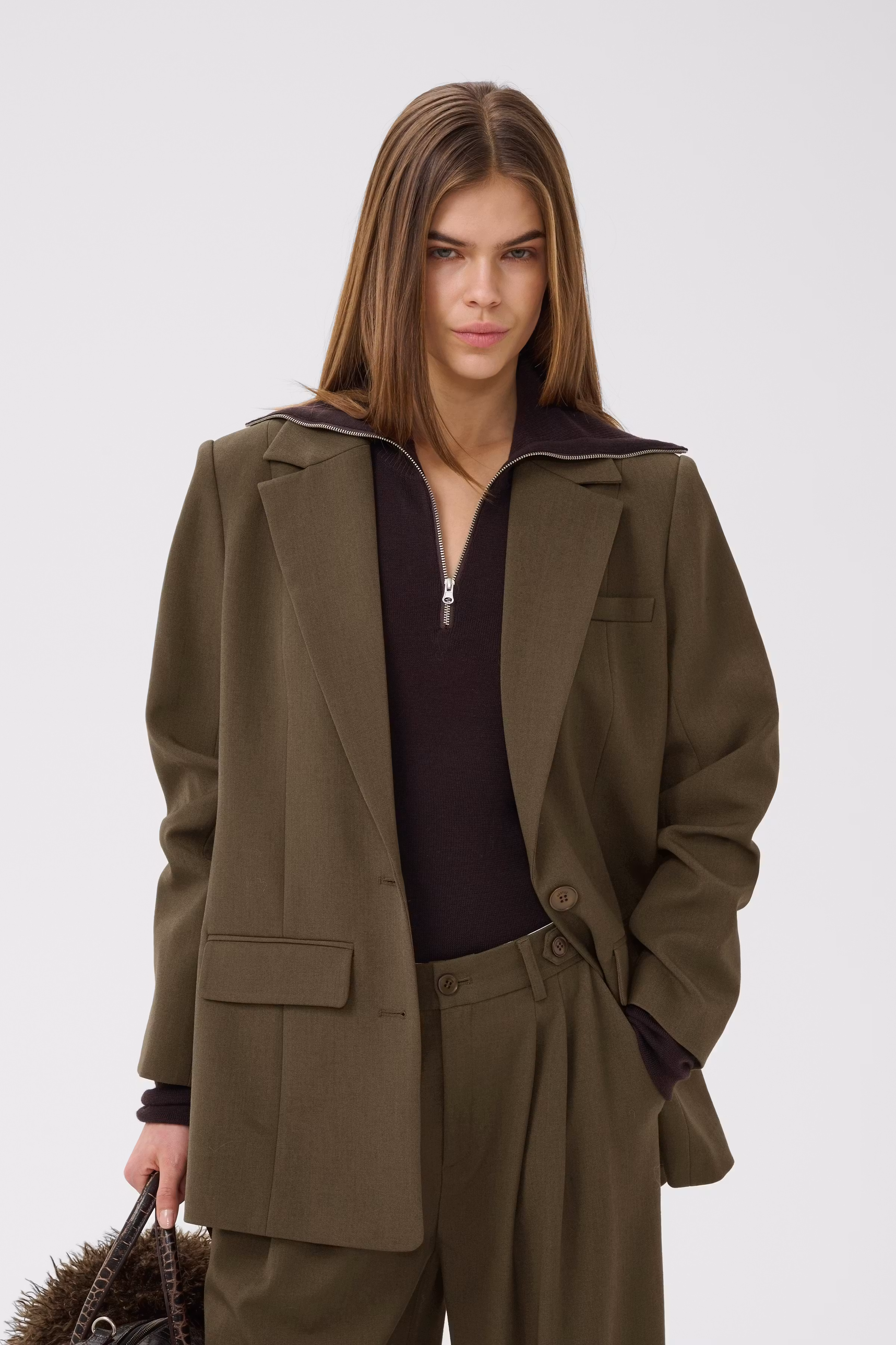 GZstacy Blazer LOOKBOOK FRONT 10911119-1908141