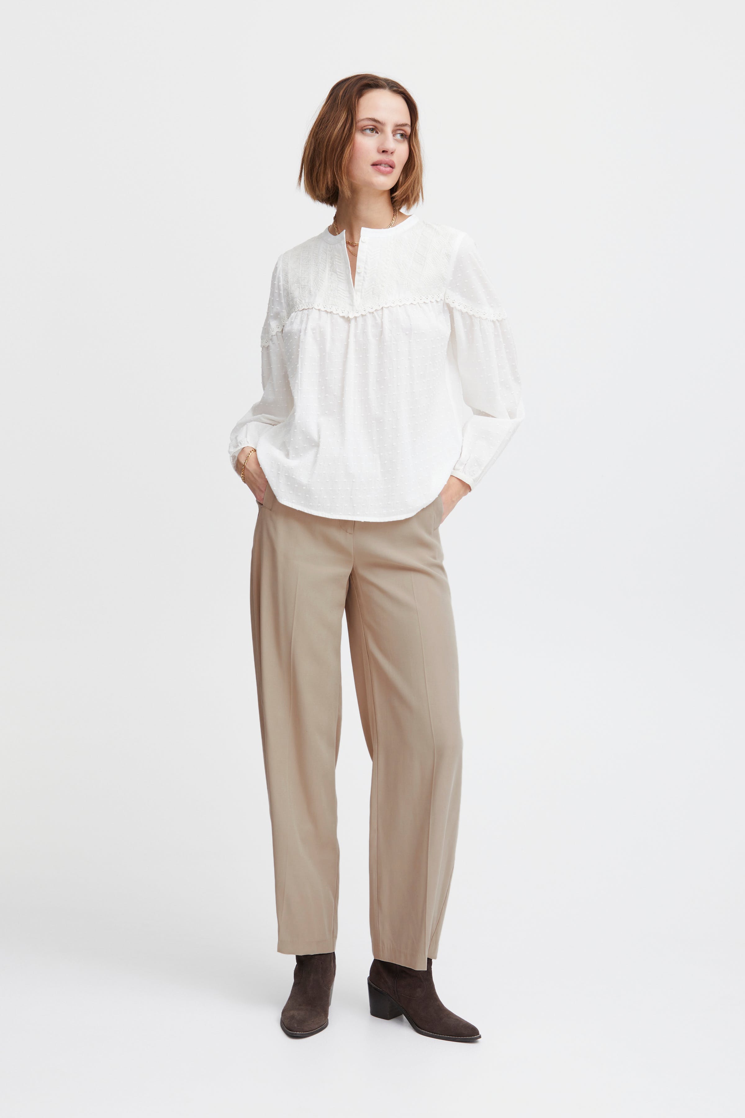 IRLEONO Trousers LOOKBOOK FRONT 20119526-161407