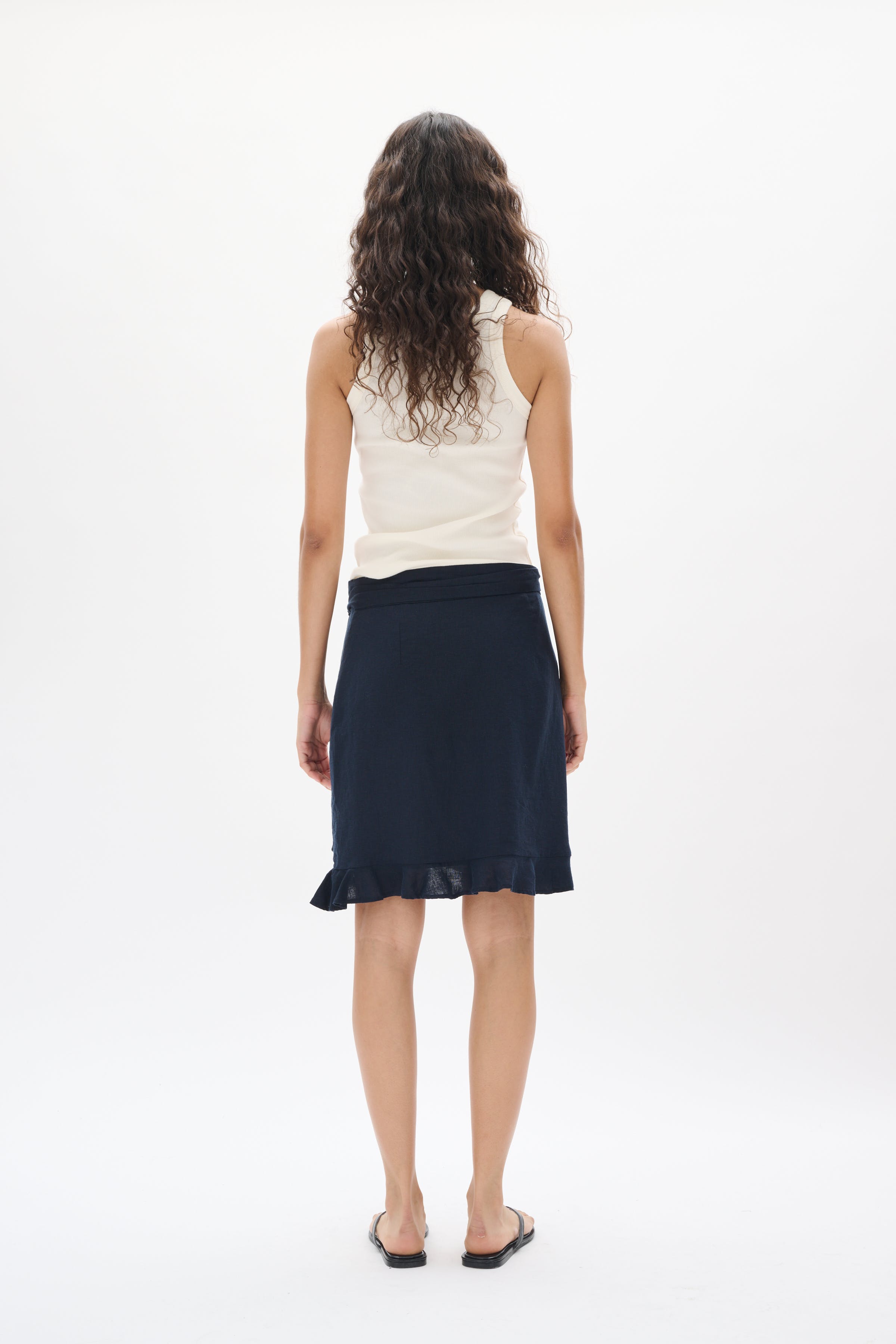 FaridaIW Linen Skirt LOOKBOOK BACK 30110440-300005