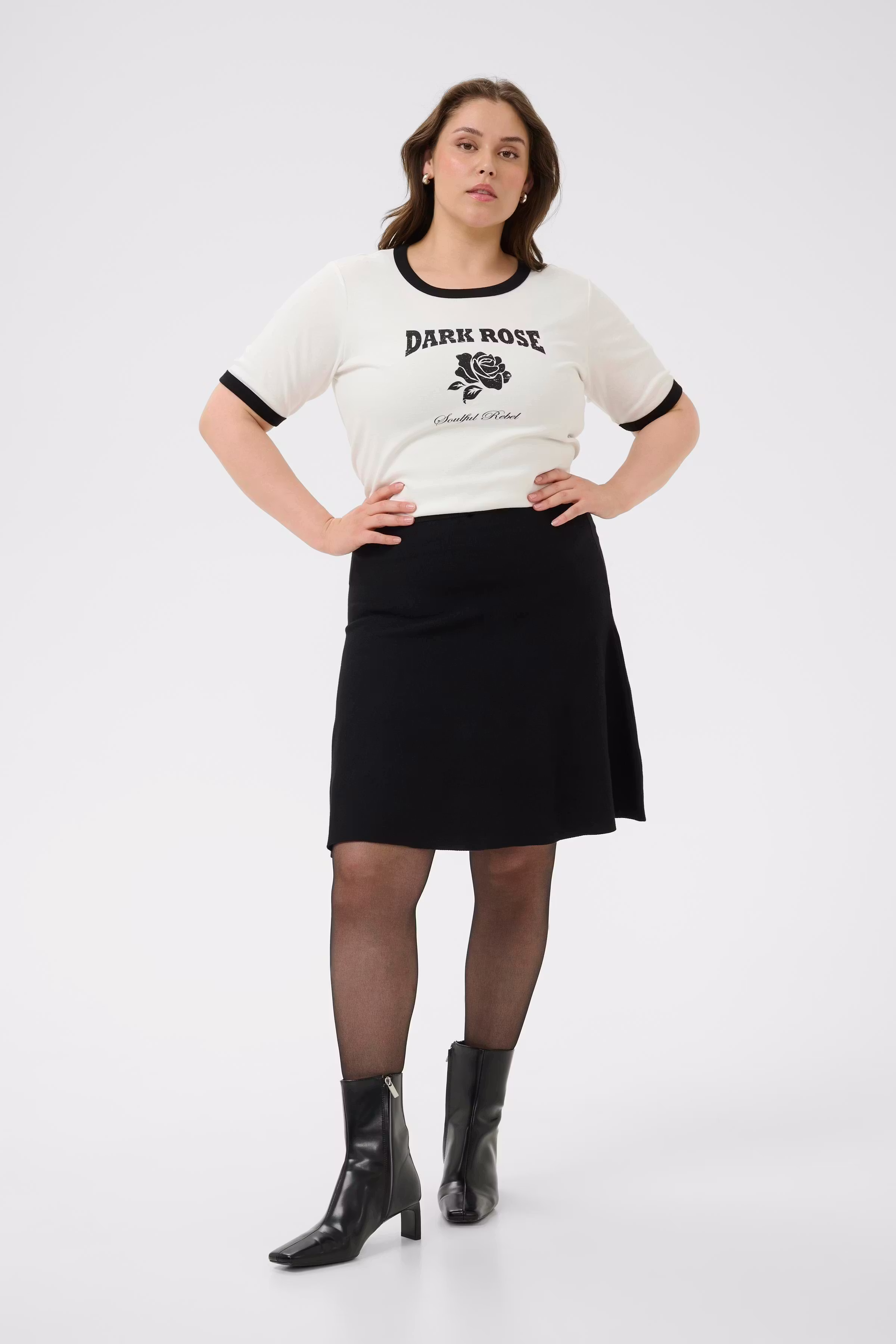 KColivie T-shirt LOOKBOOK BACK 10583887-110602