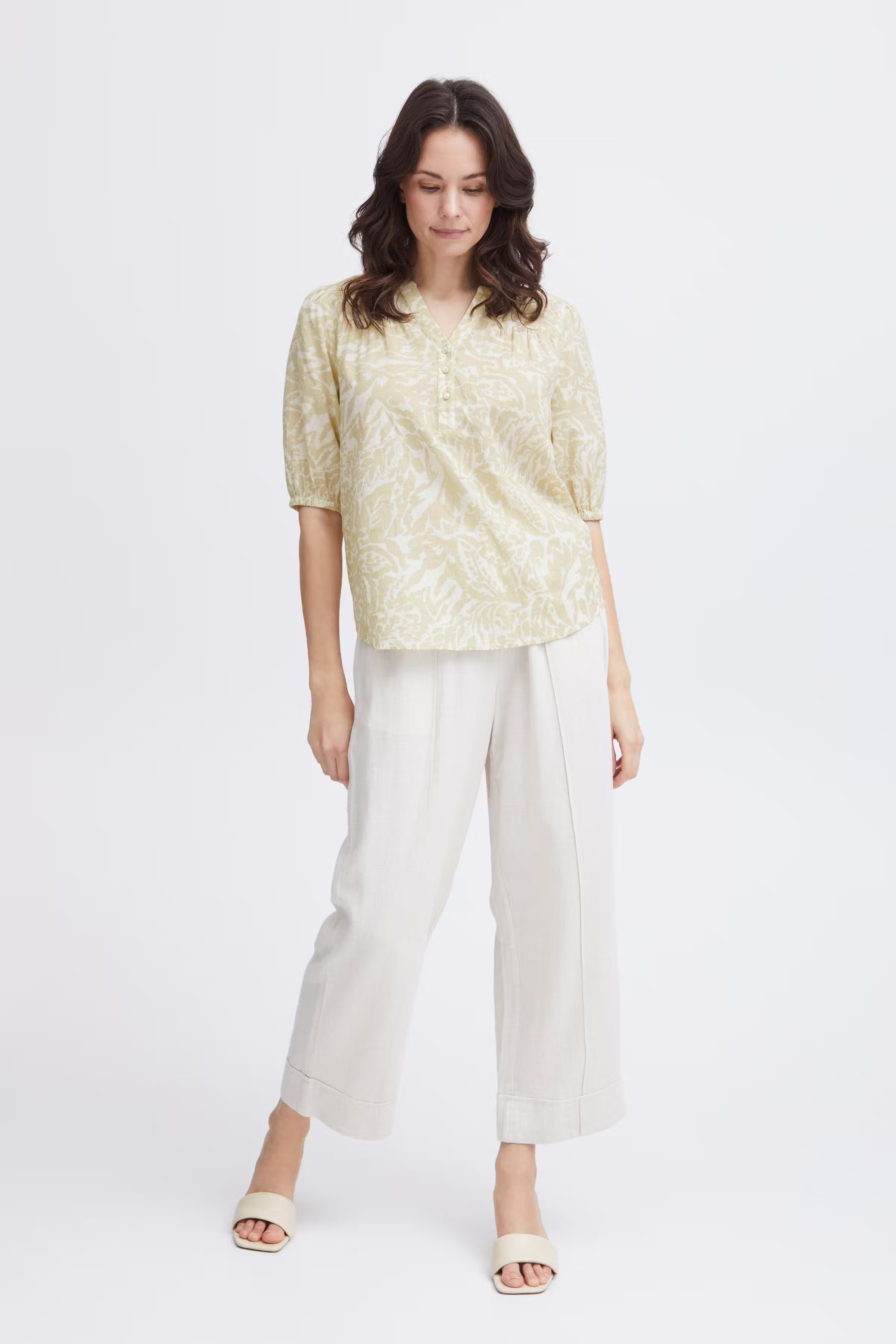 FRMADDIE Bluse LOOKBOOK FRONT 20613742-203087