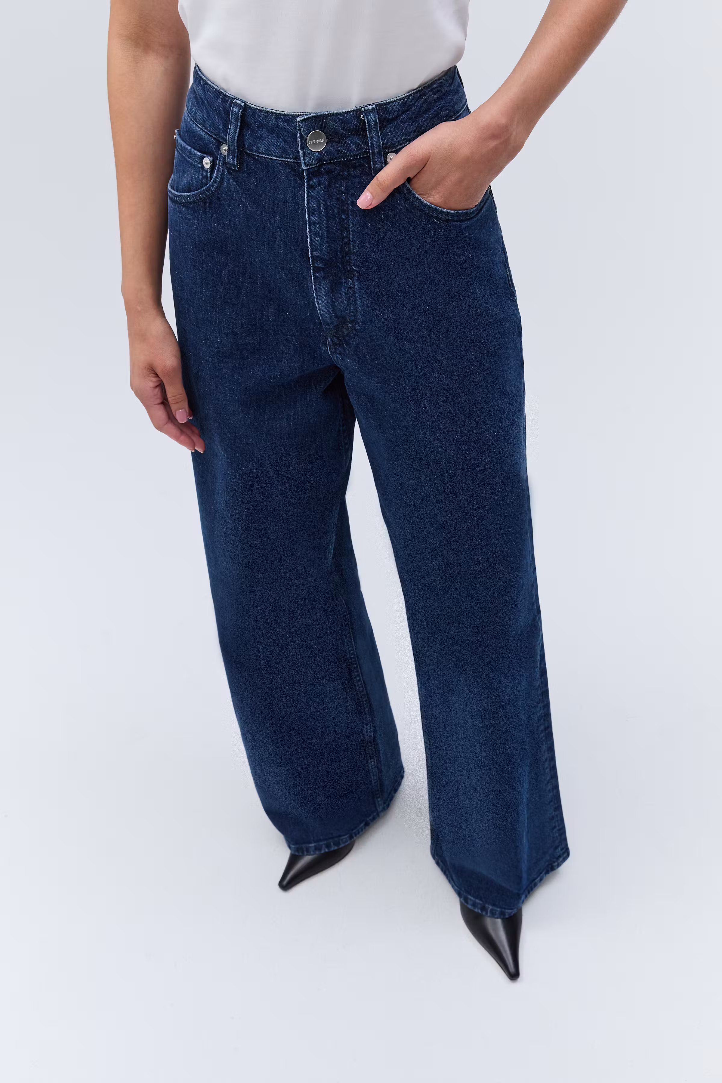 IOPrijanka Jeans LOOKBOOK DETAIL 30600160-900016545