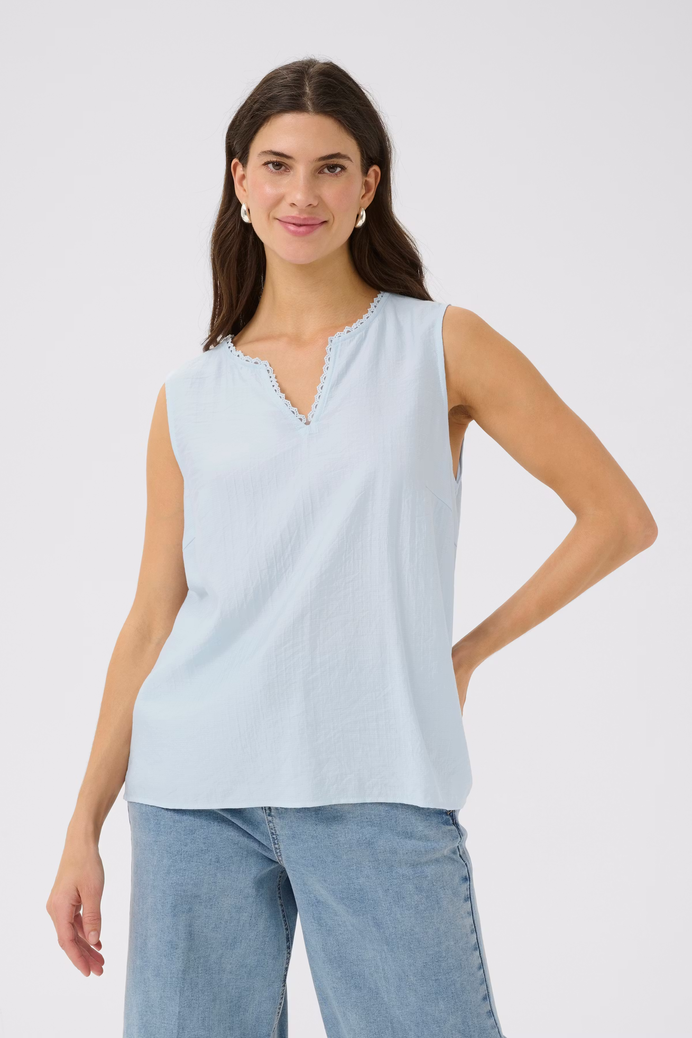 CRLori Top LOOKBOOK FRONT 10613829-163922