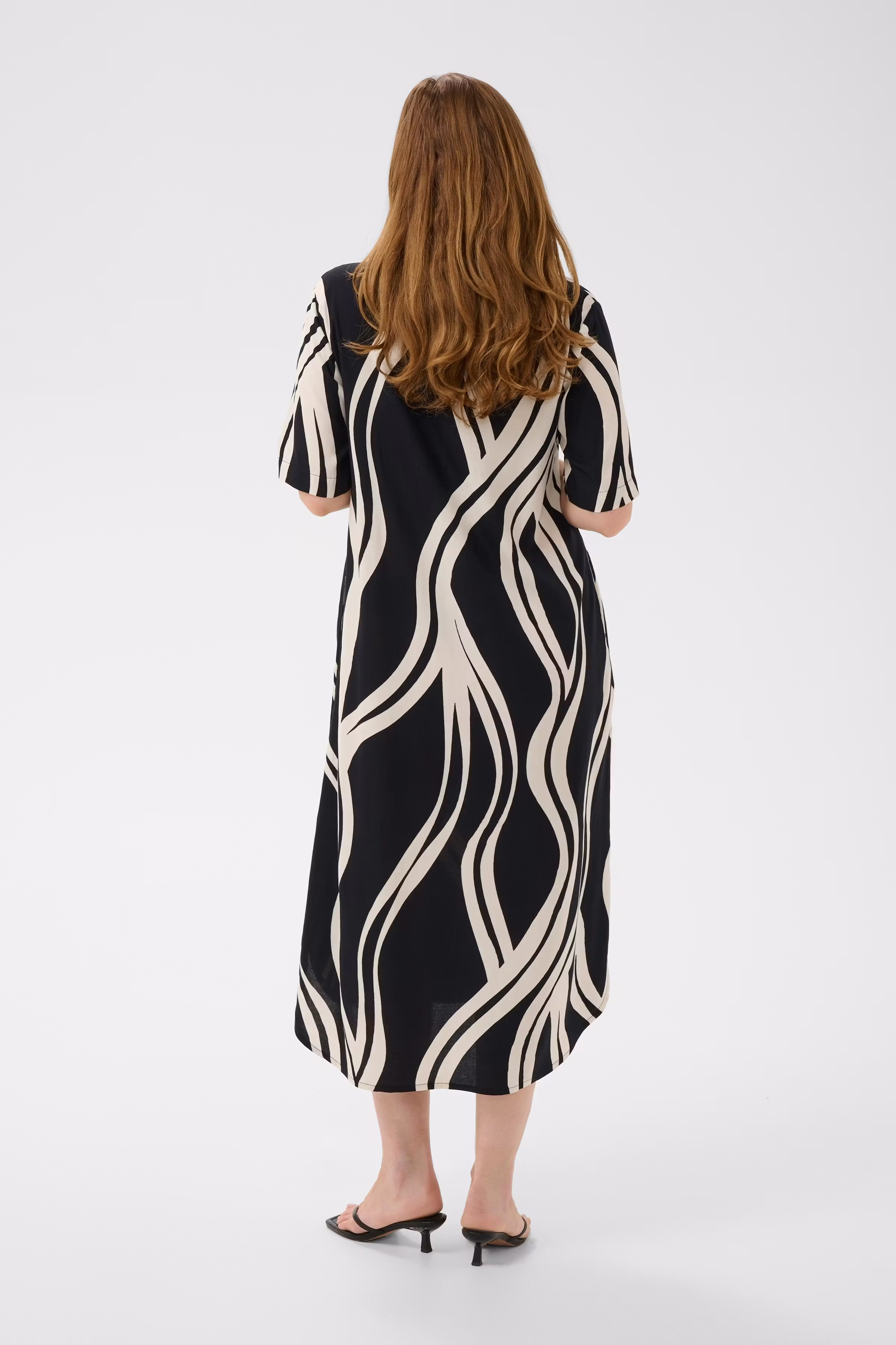 BPjennifer Dress LOOKBOOK BACK 40200173-109472