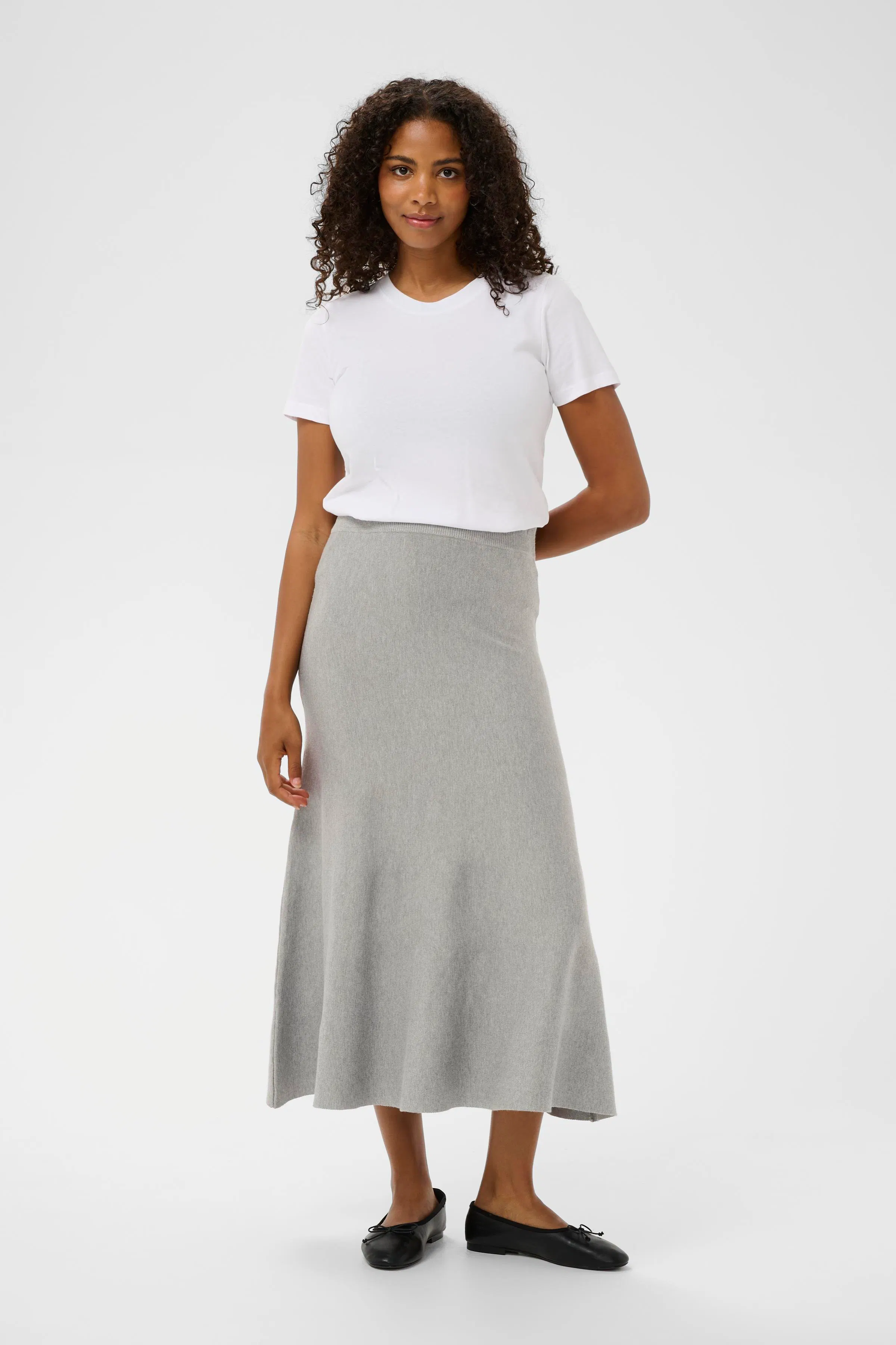 KAmalina Skjørt LOOKBOOK FRONT 10511111-100123