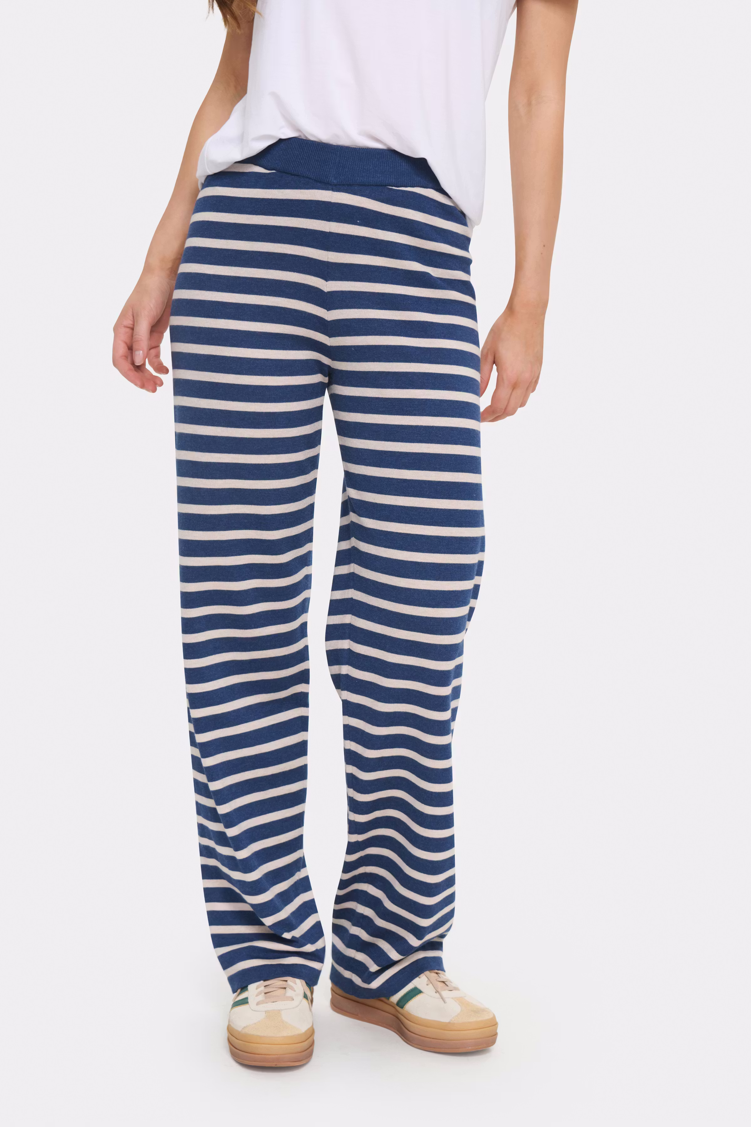 MilaSZ Bukser LOOKBOOK FRONT 30513549-304057
