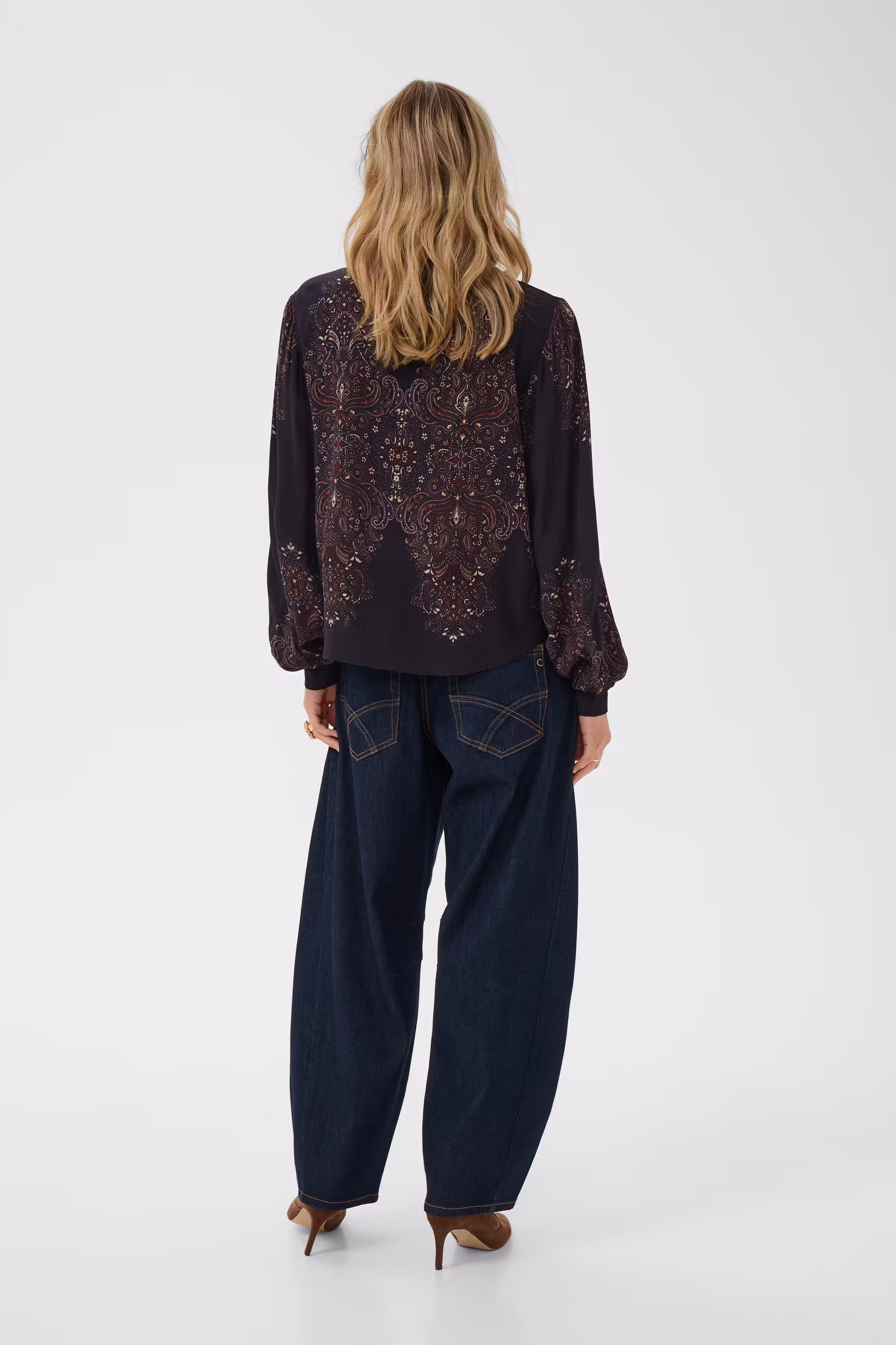 CRJosia Blouse LOOKBOOK BACK 10615344-1000268