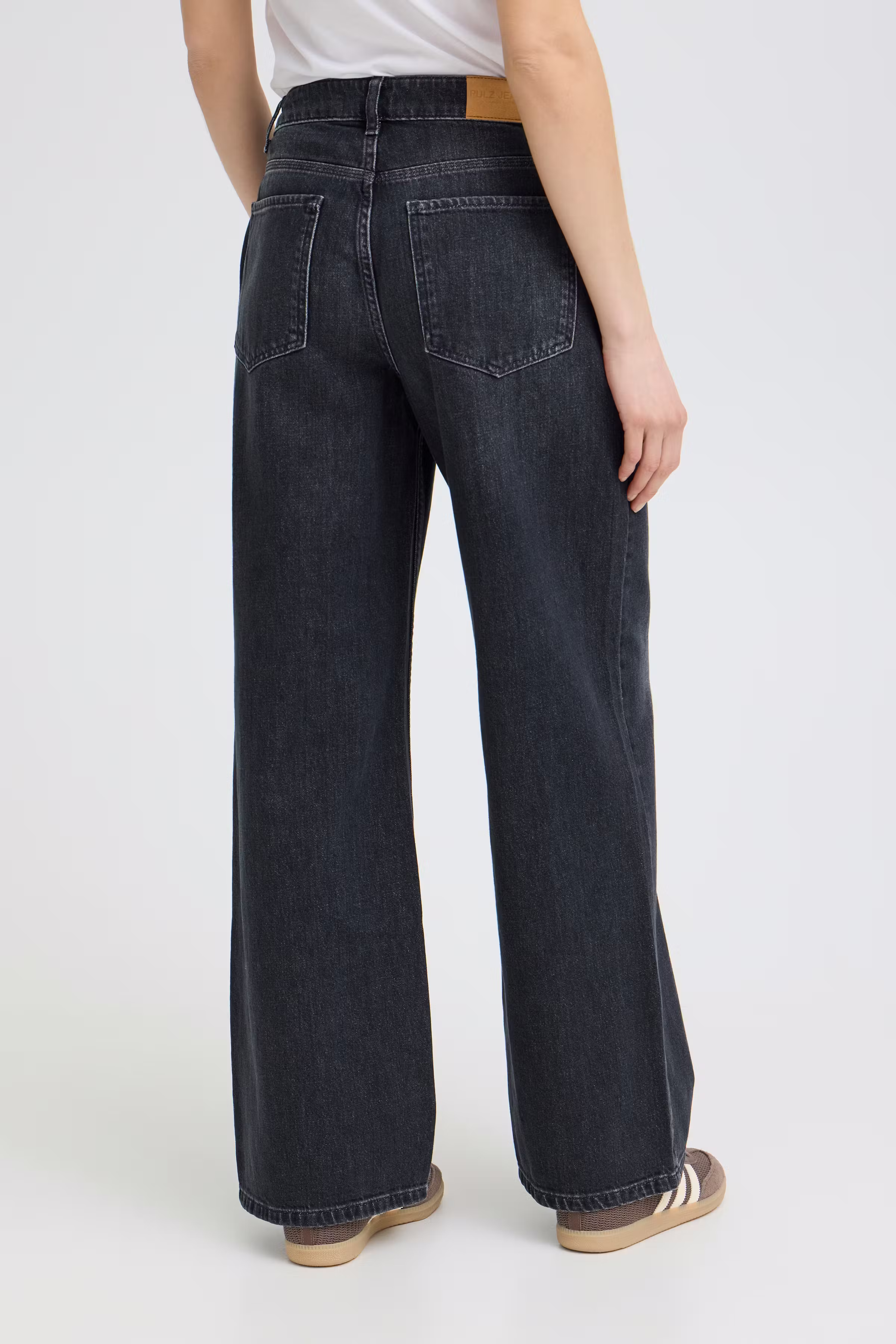 PZVEGA UHW Jeans Wide Leg LOOKBOOK BACK 50207173-900004239