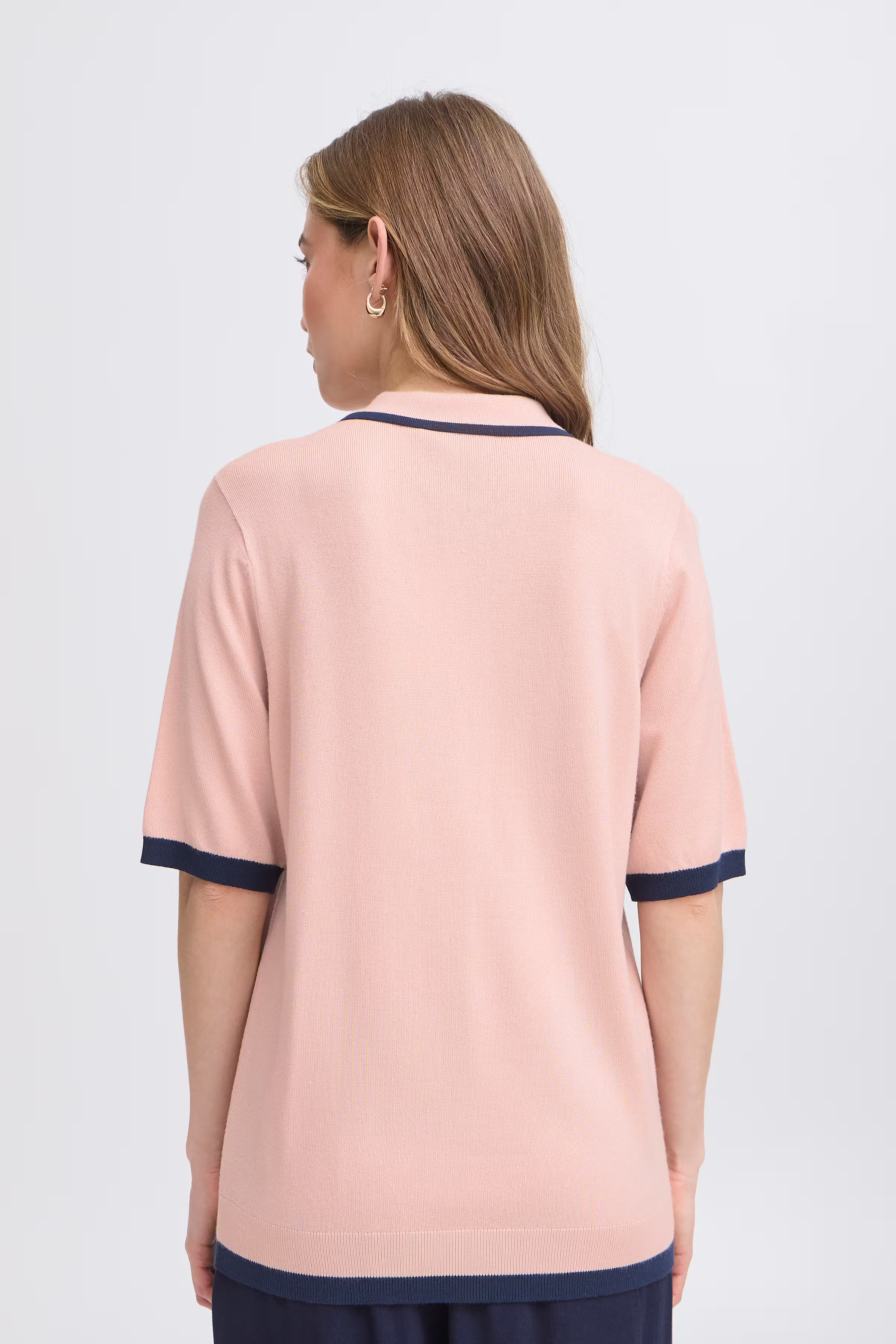 FRCONTRAST Pullover LOOKBOOK BACK 20616244-141506