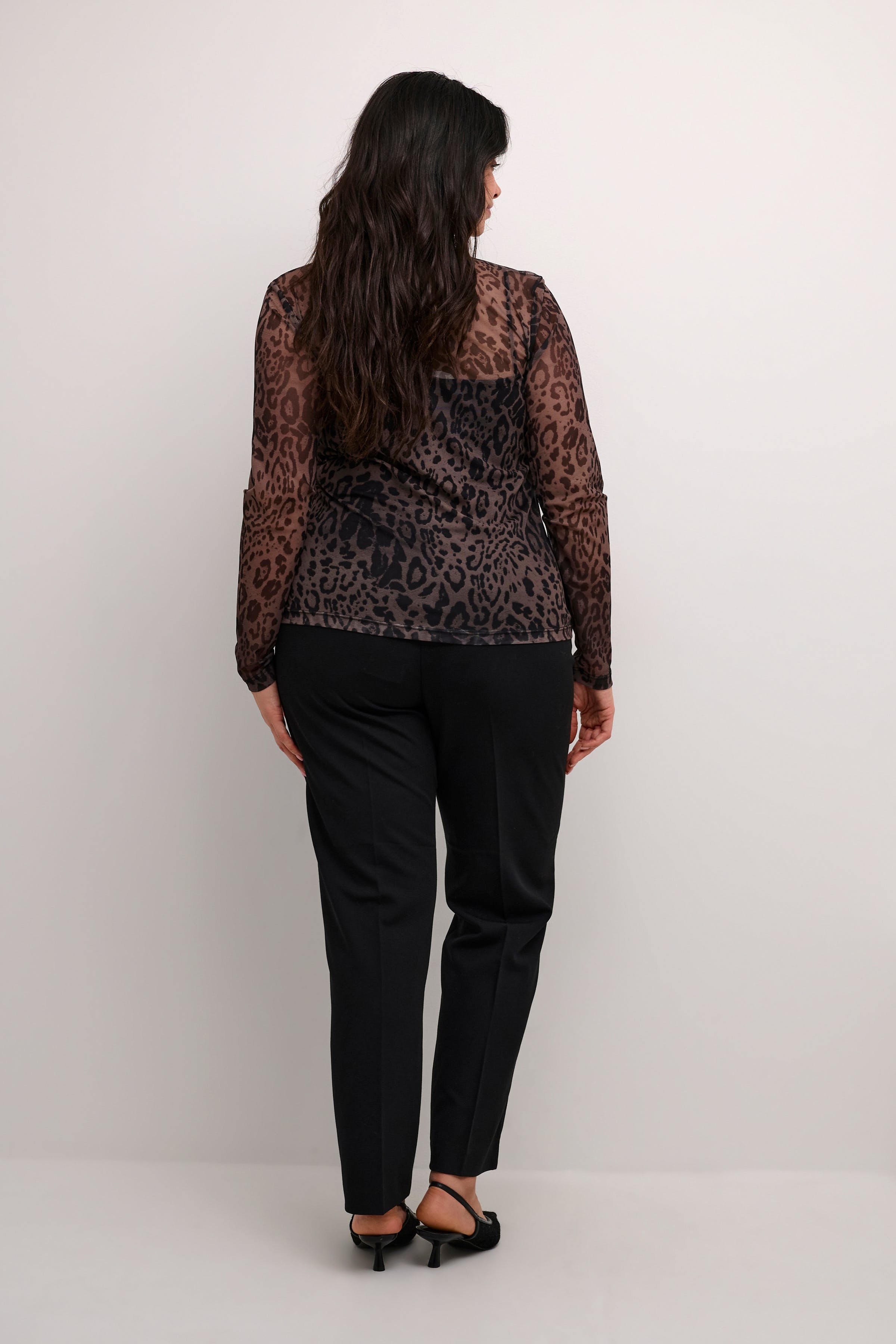 KCjohanna Leopard T-shirt LOOKBOOK BACK 10582653-106279